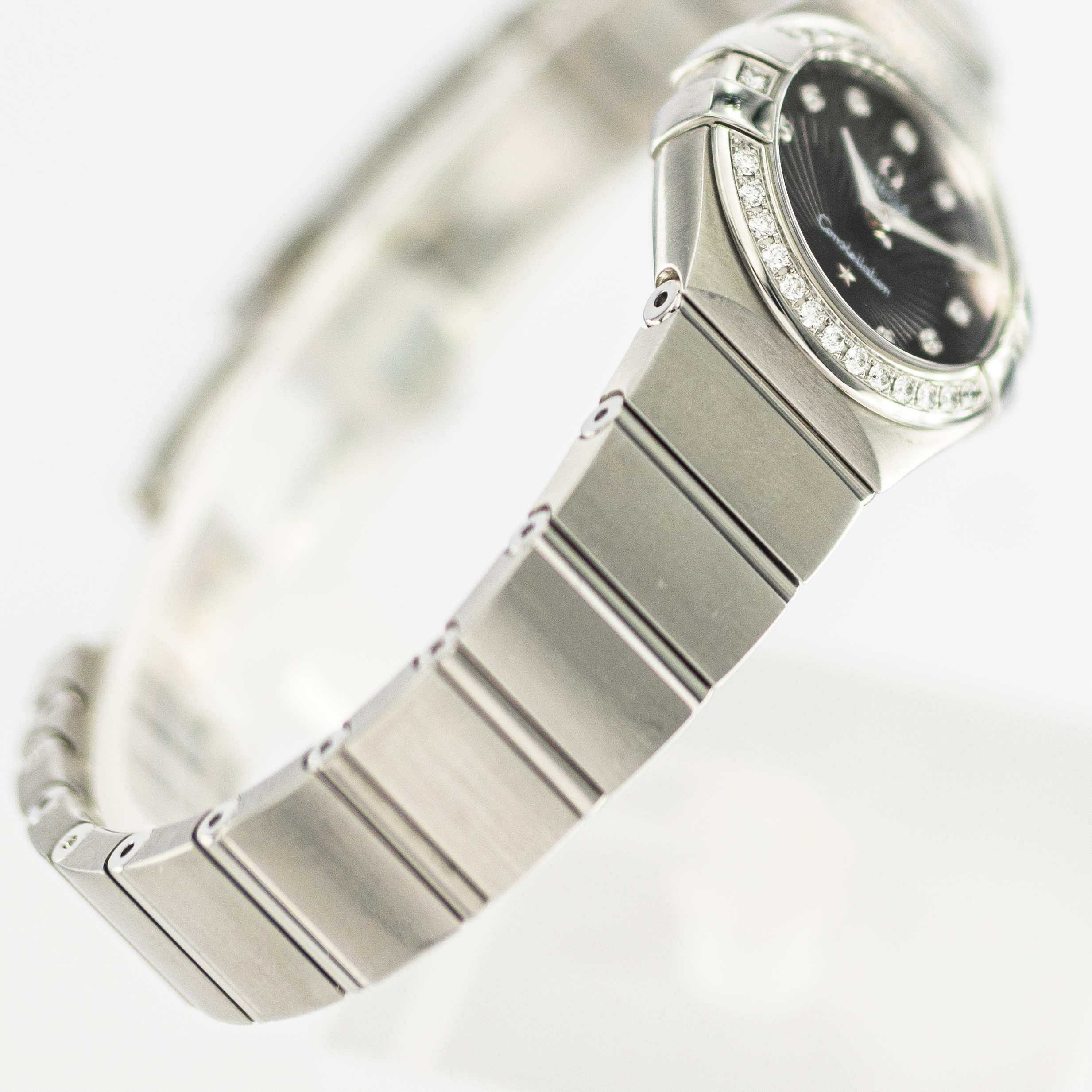 1263_marcels_watch_group_pre-owned_2010s_ladies_omega_895.1001_123.15.27.60.51.002_constellation_bracelet_01.jpg