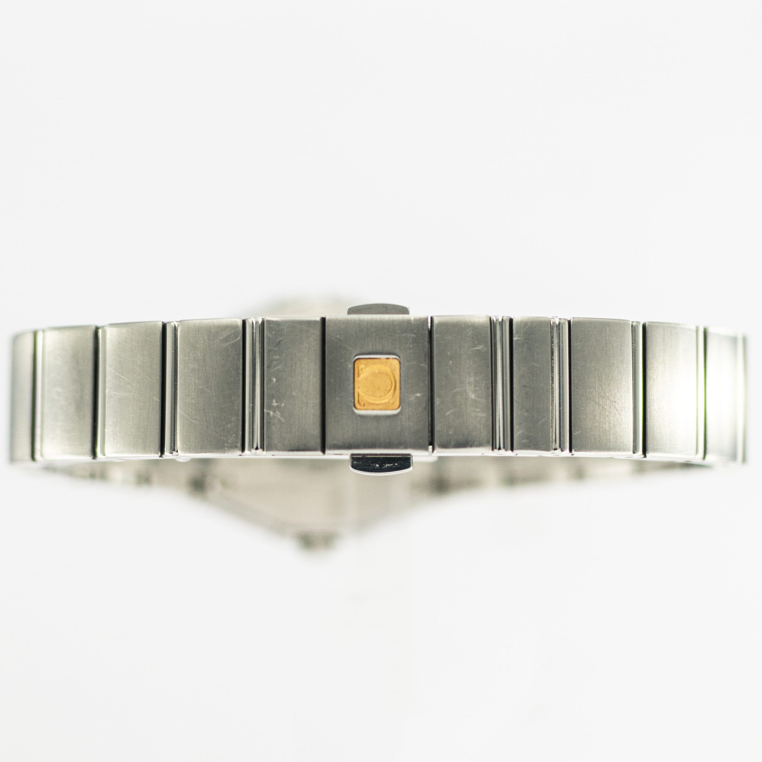 1263_marcels_watch_group_pre-owned_2010s_ladies_omega_895.1001_123.15.27.60.51.002_constellation_dial_05-scaled.jpg