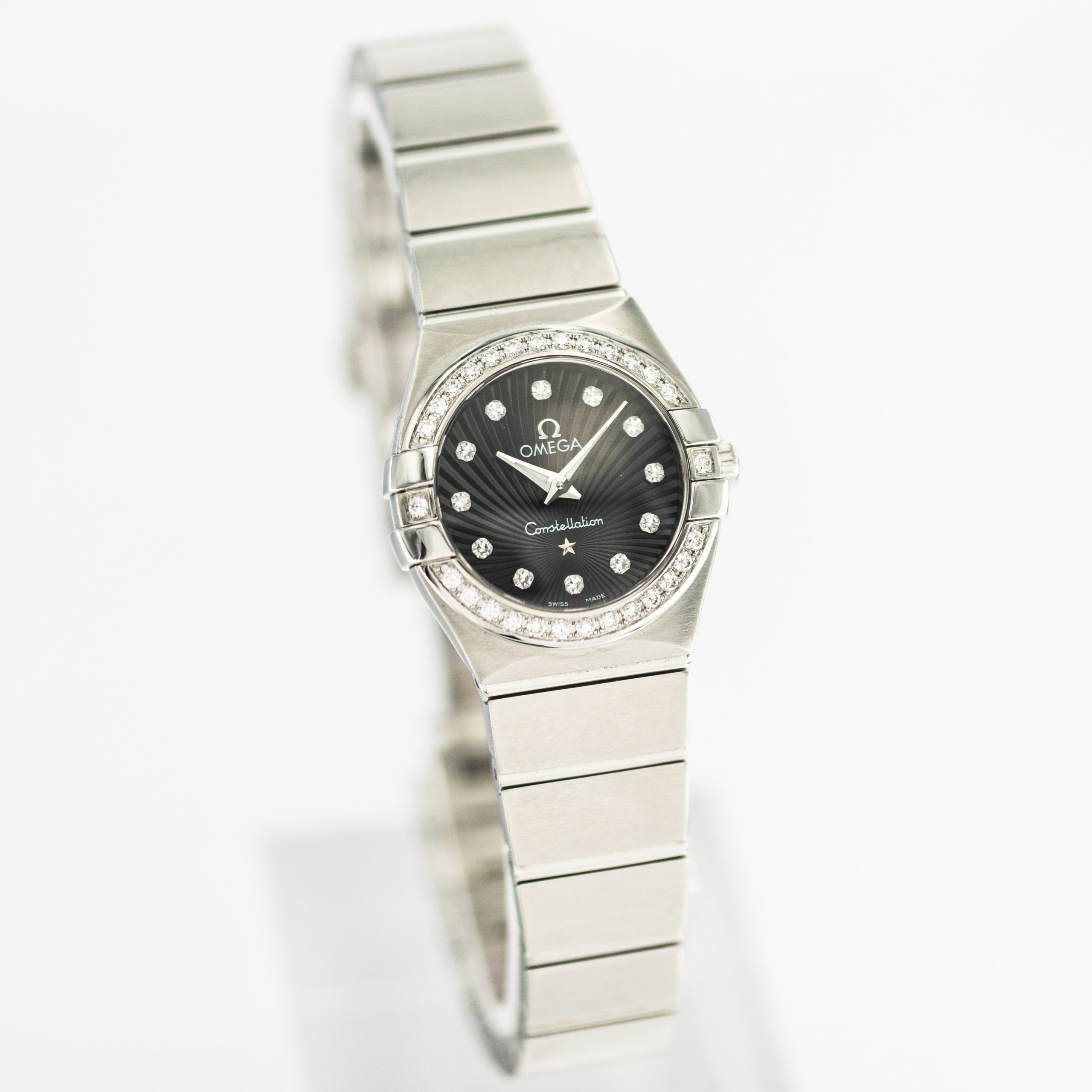 1263_marcels_watch_group_pre-owned_2010s_ladies_omega_895.1001_123.15.27.60.51.002_constellation_dial_08-scaled.jpg