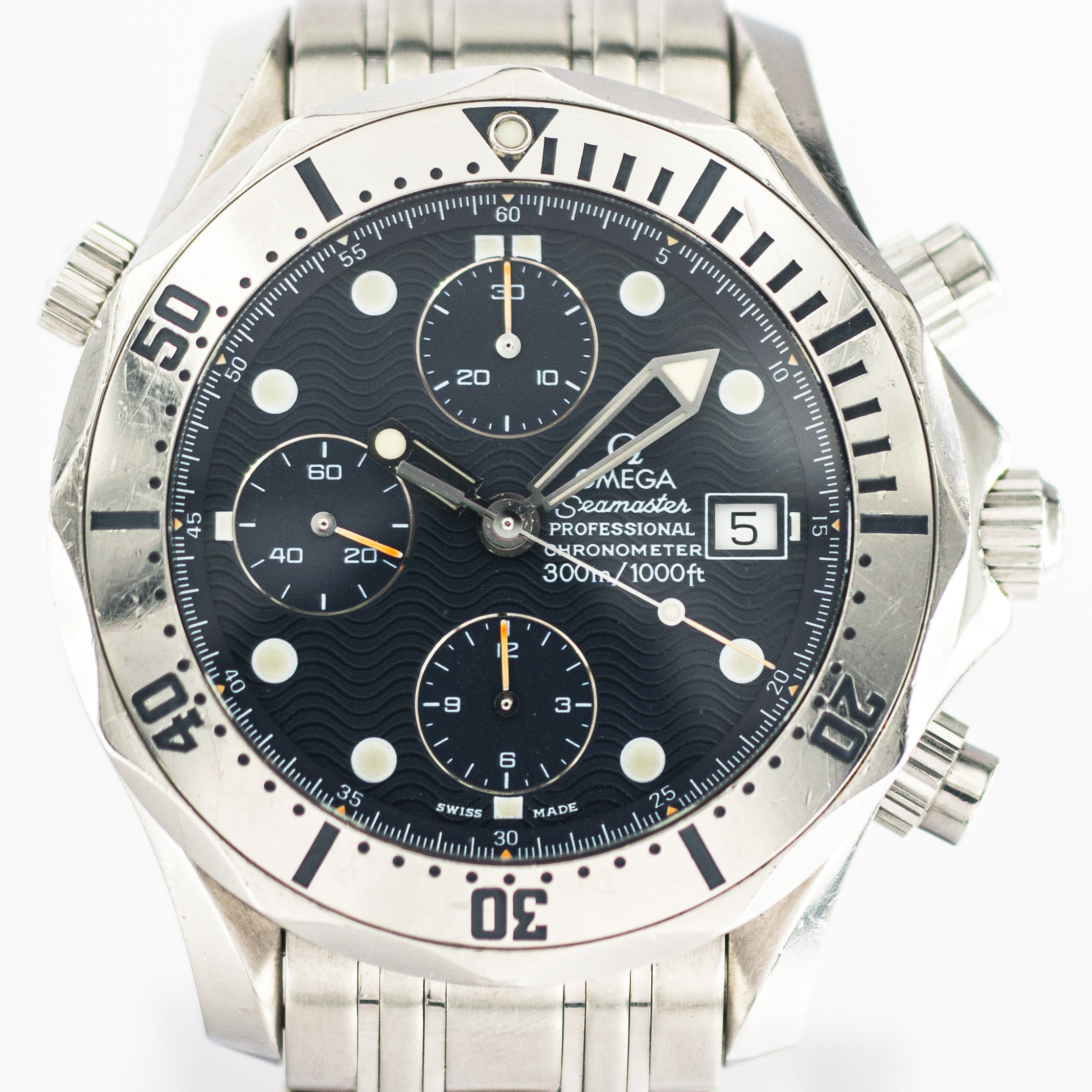 1283_marcels_watch_group_wrist_watch_1999_omega_2598.80professional_seamaster_300m_chronograph_dial_10