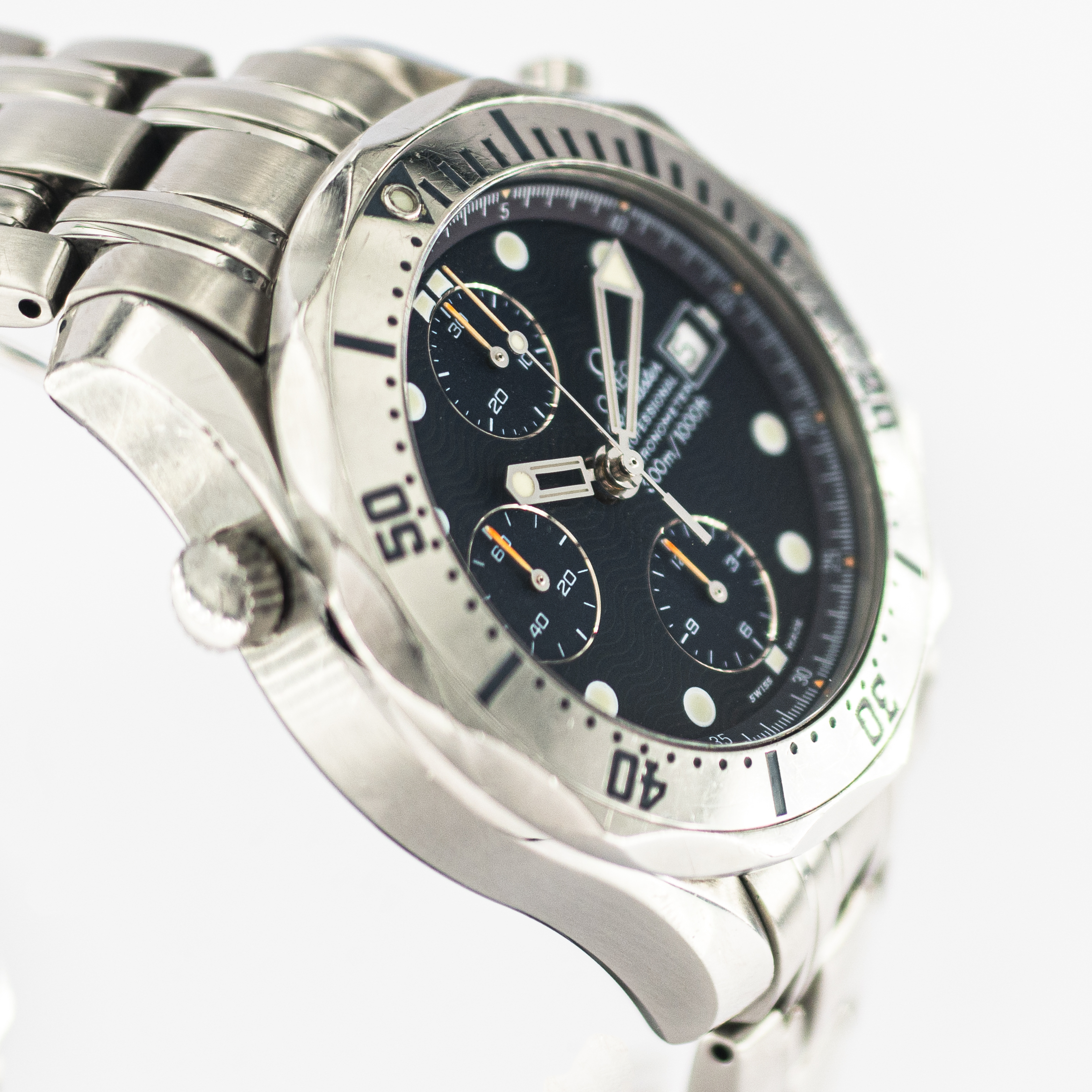 1283_marcels_watch_group_wrist_watch_1999_omega_2598.80professional_seamaster_300m_chronograph_dial_11