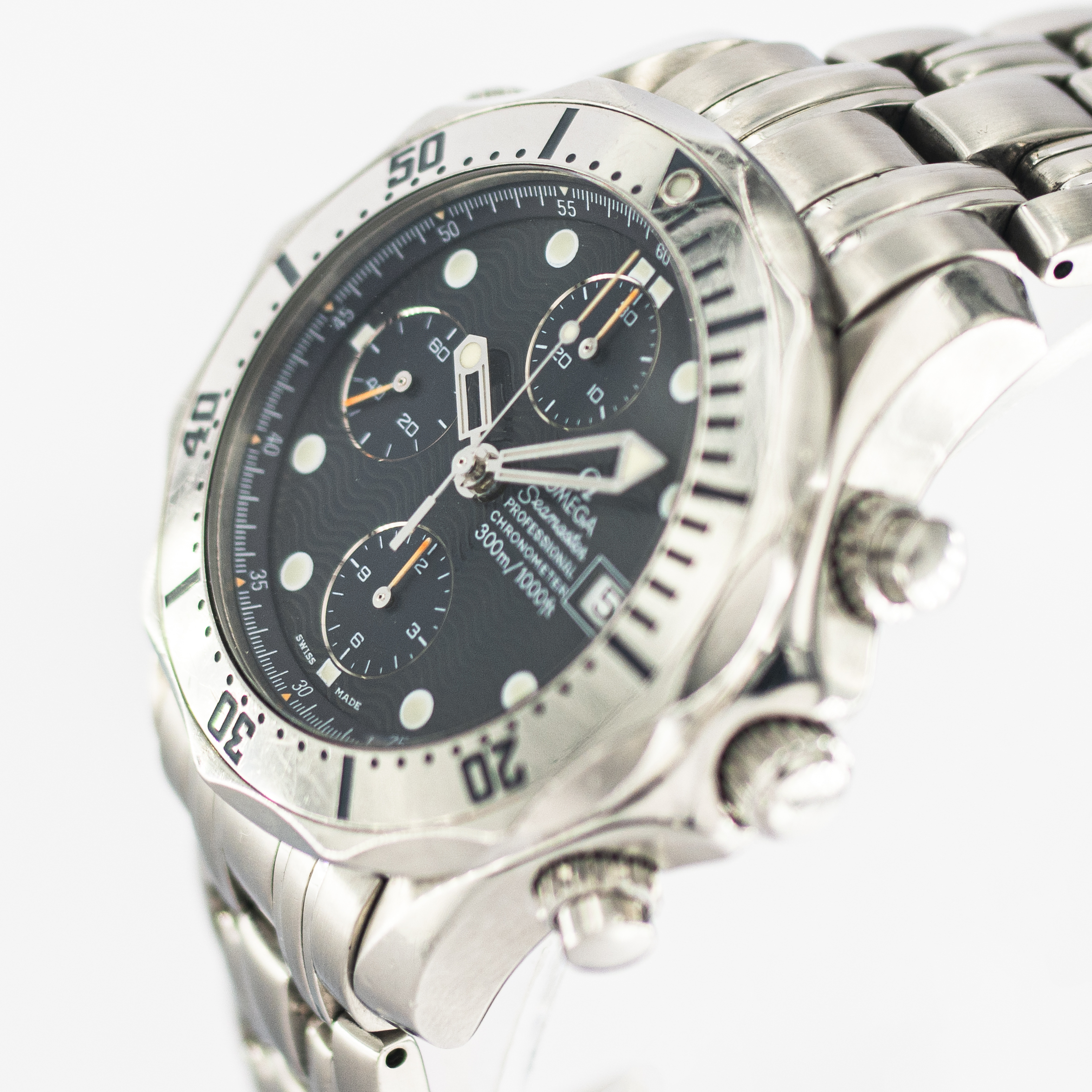1283_marcels_watch_group_wrist_watch_1999_omega_2598.80professional_seamaster_300m_chronograph_dial_14