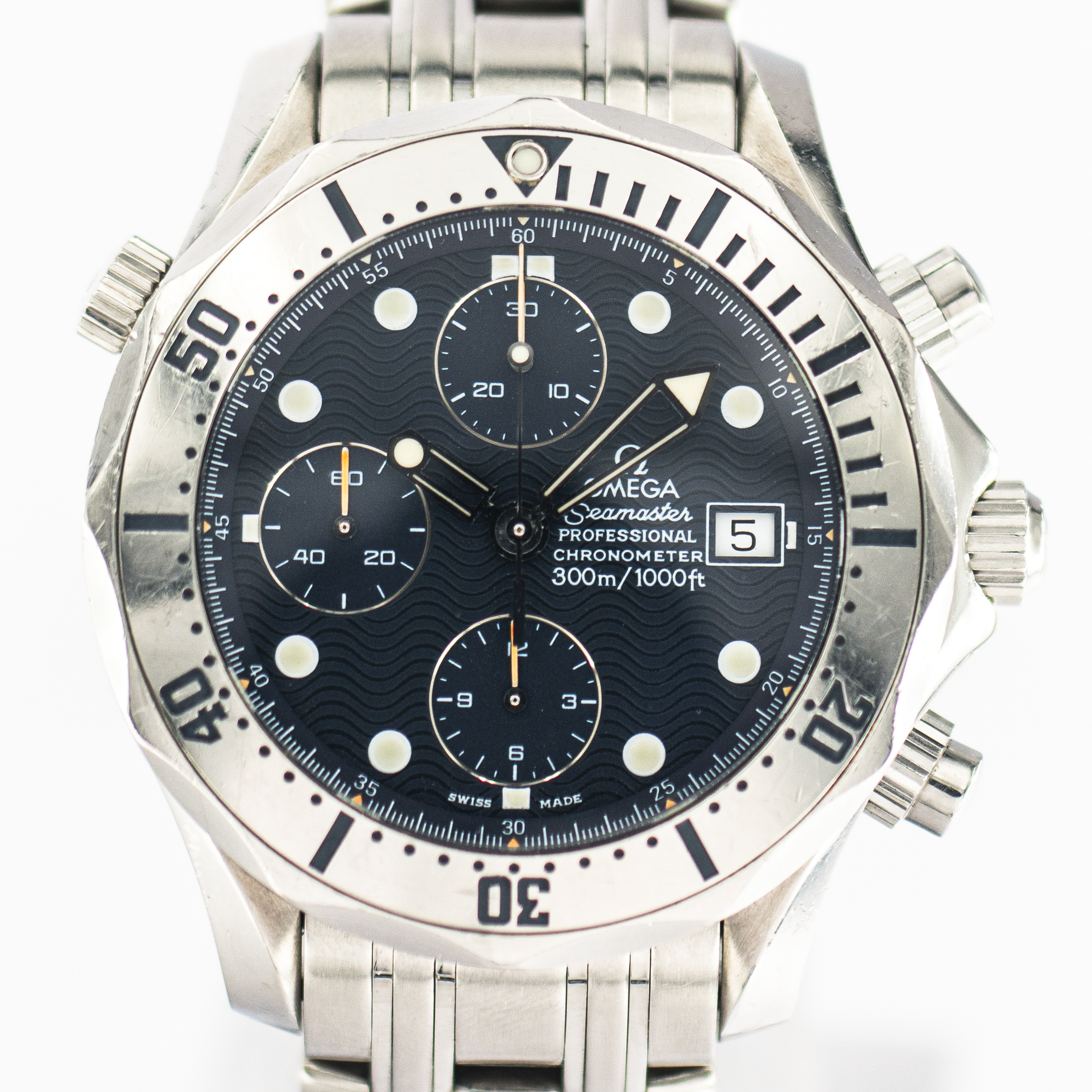 1283_marcels_watch_group_wrist_watch_1999_omega_2598.80professional_seamaster_300m_chronograph_dial_18