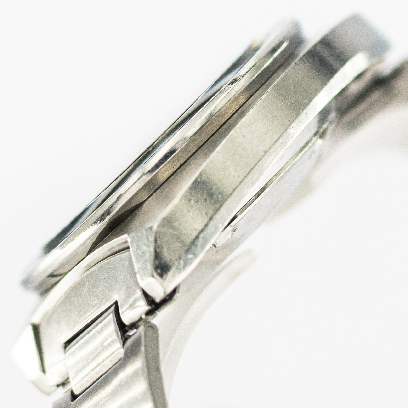 1288_marcels_watch_group_vintage_wrist_watch_1964_seiko_6139_6002_pogue_case_side_01