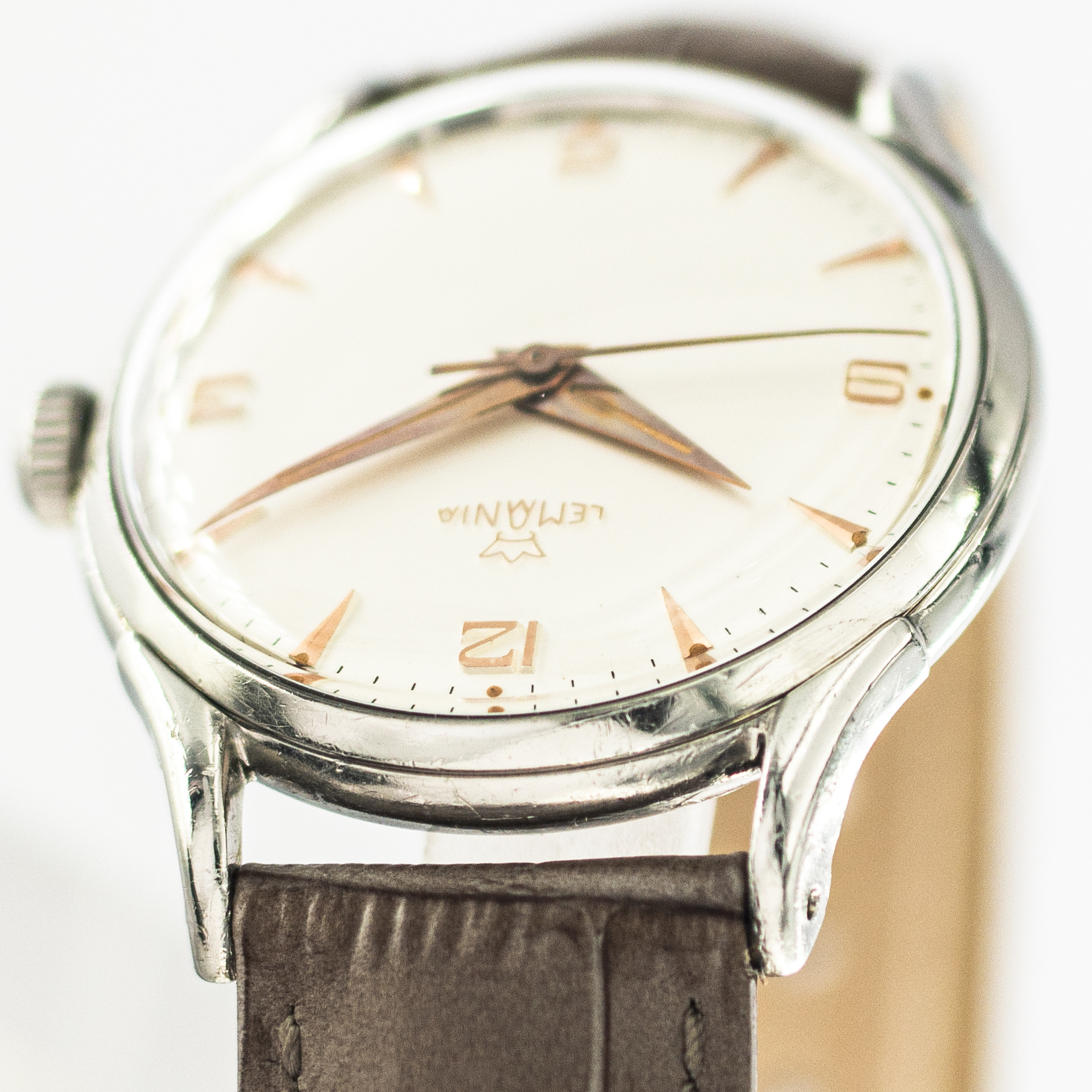 1301_marcels_watch_group_vintage_wristwatch_1960s_lemania_280