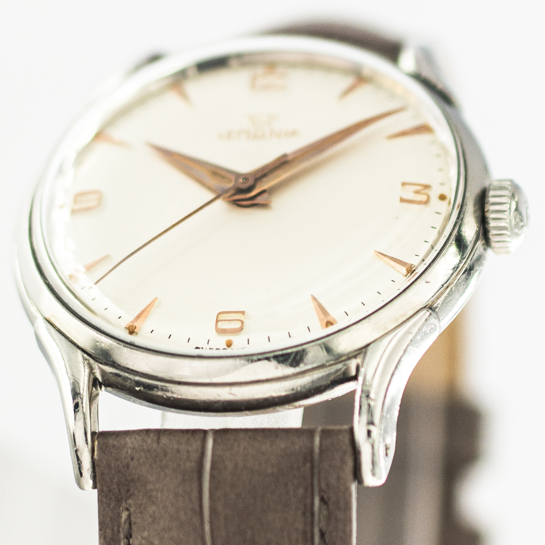 1301_marcels_watch_group_vintage_wristwatch_1960s_lemania_280