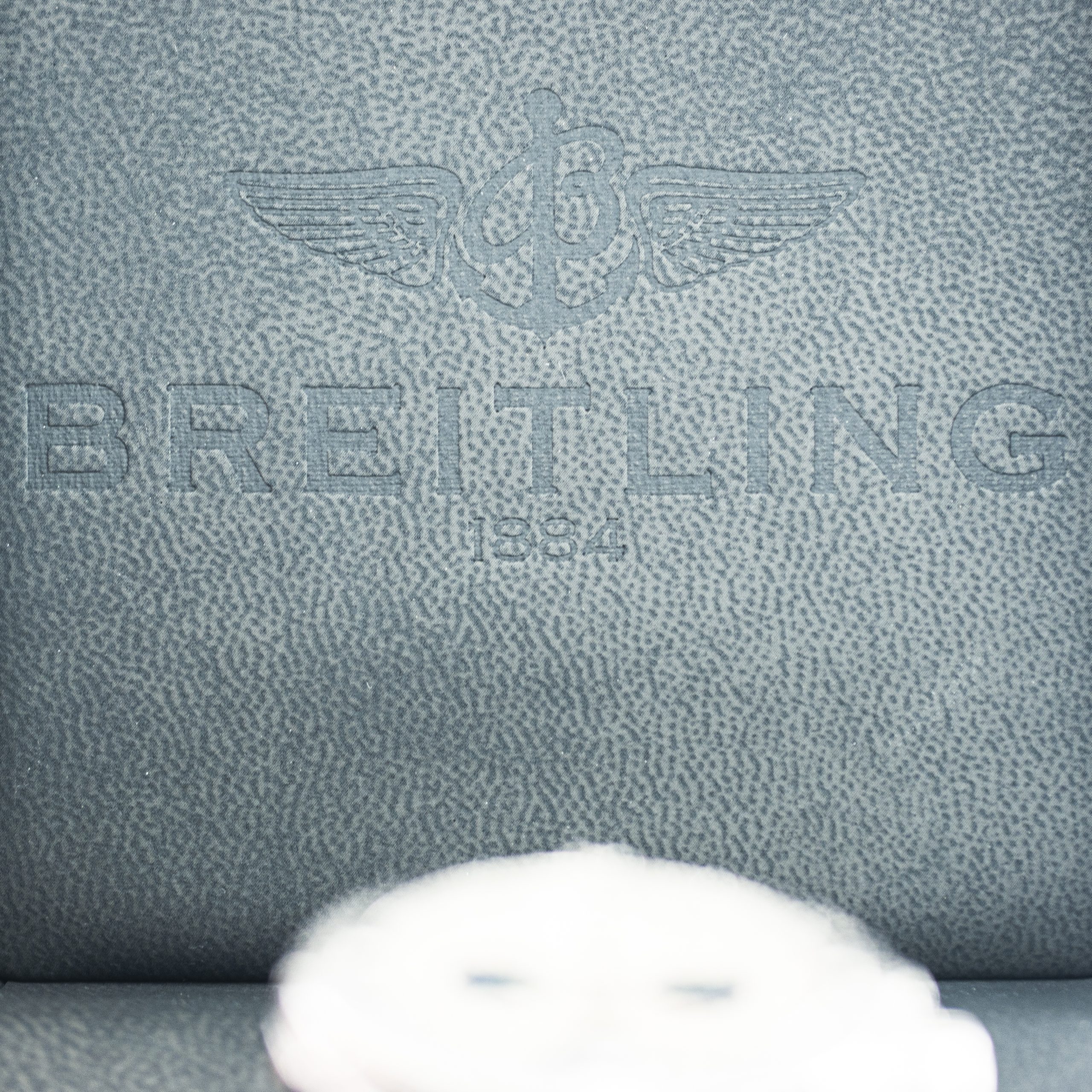 1303_marcels_watch_group_pre-owned_2006_breitling_A73380_colt_chronograph_box_04-scaled.jpg