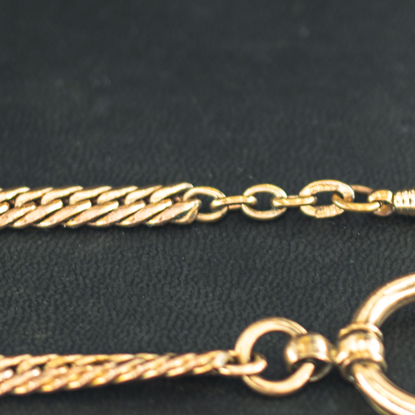 STR0086_marcels_watch_group_gold_plated_pocket_watch_chain_curb_chain_06