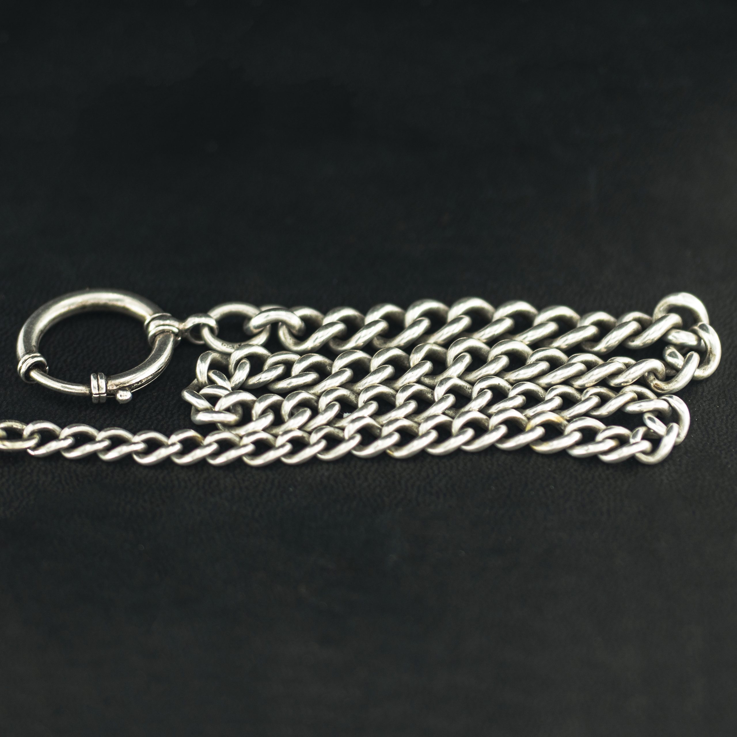 STR0102_marcels_watch_group_0830_silver_pocket_watch_chain_graduated_curb_link_07