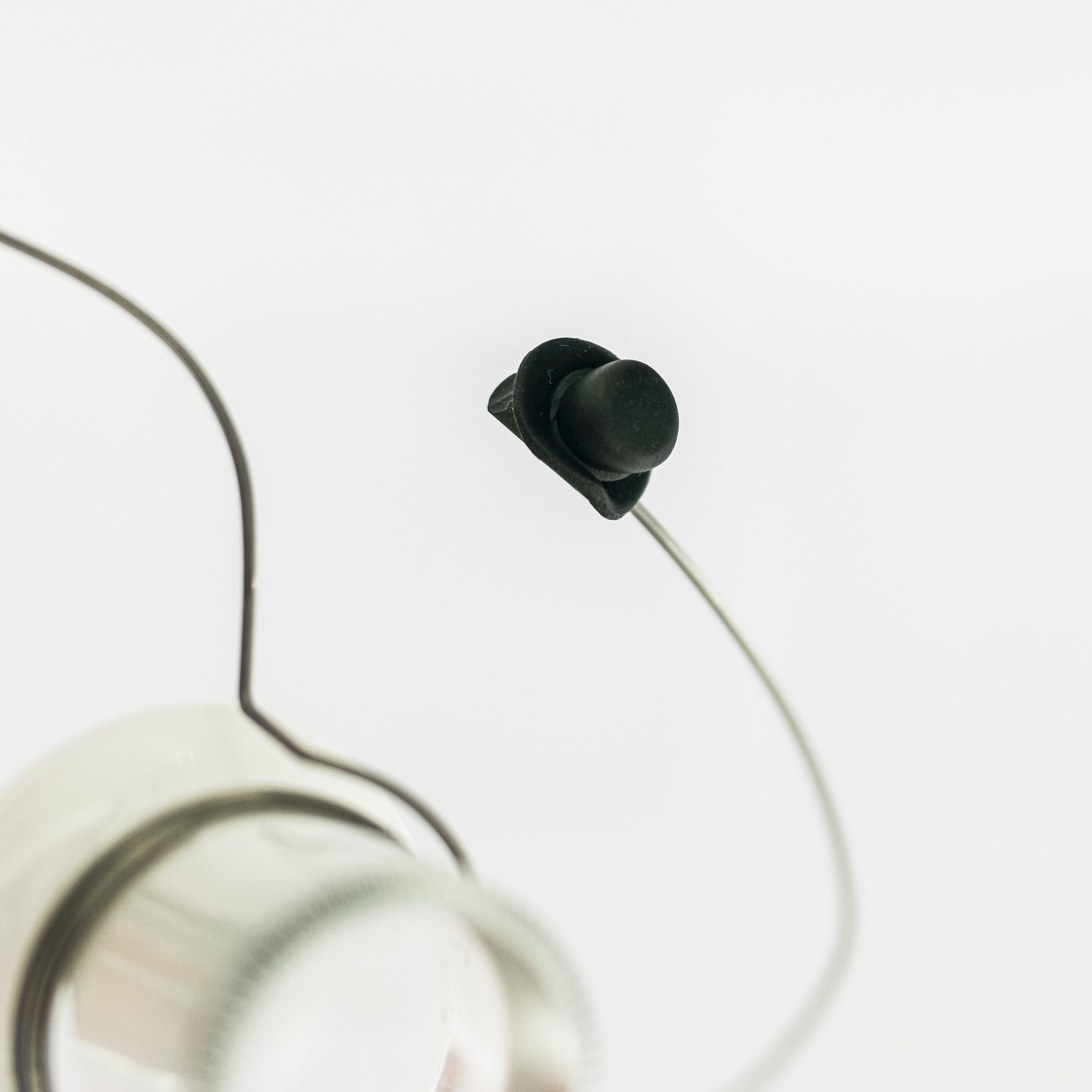 marcels_watch_group_eyeglass_loupe_holder_head_band_end_hat_009