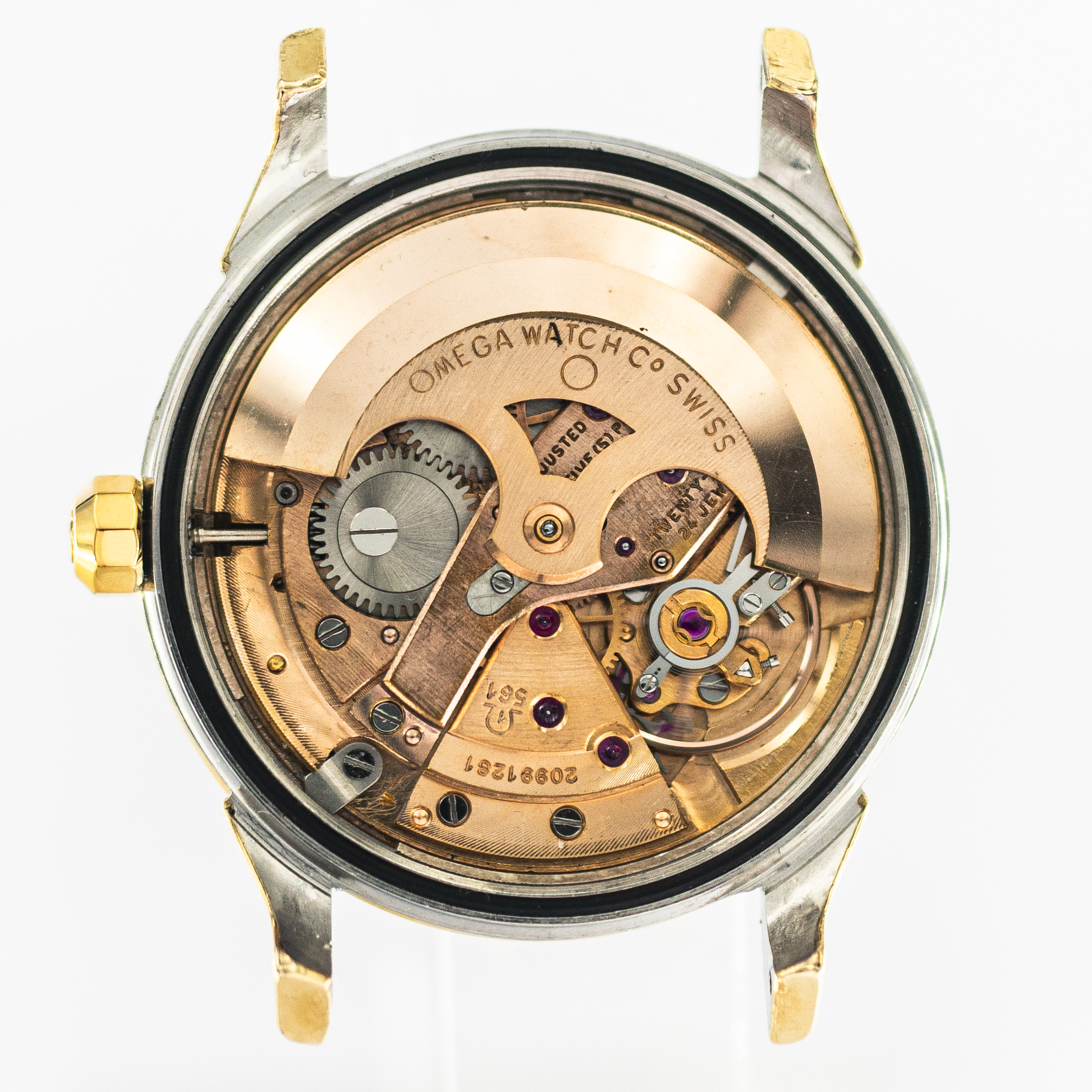 2198_marcels_watch_group_vintage_wristwatch_1963_omega_168.005_constellation_pie_pan_movement_01