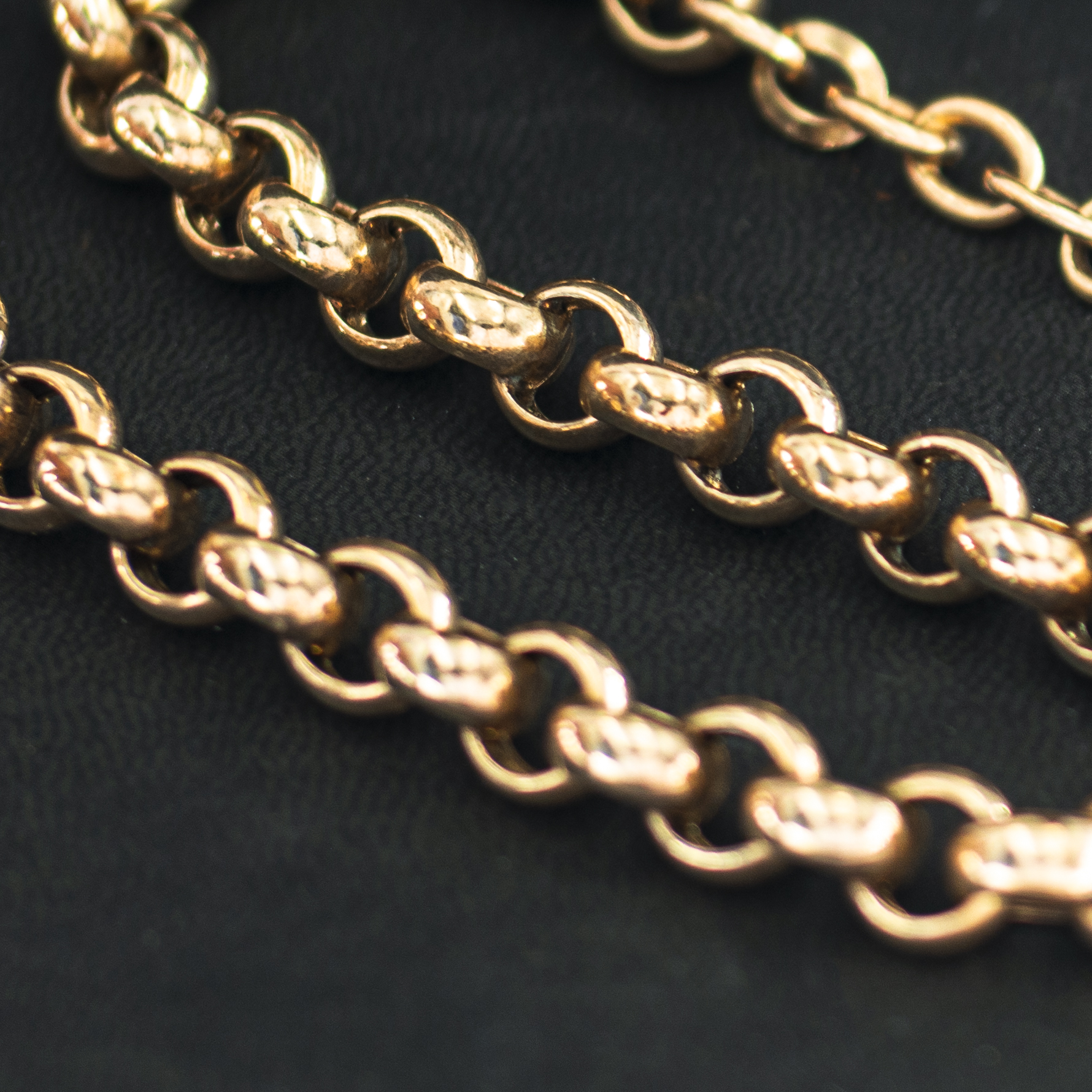 STR0109_marcels_watch_group_gold_plated_pocket_watch_pea_link_07