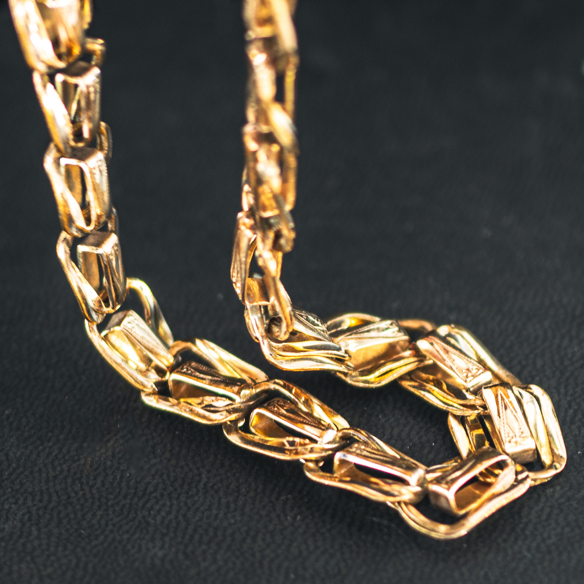 STR0110_marcels_watch_group_gold_plated_pocket_watch_chain_link_chain_09