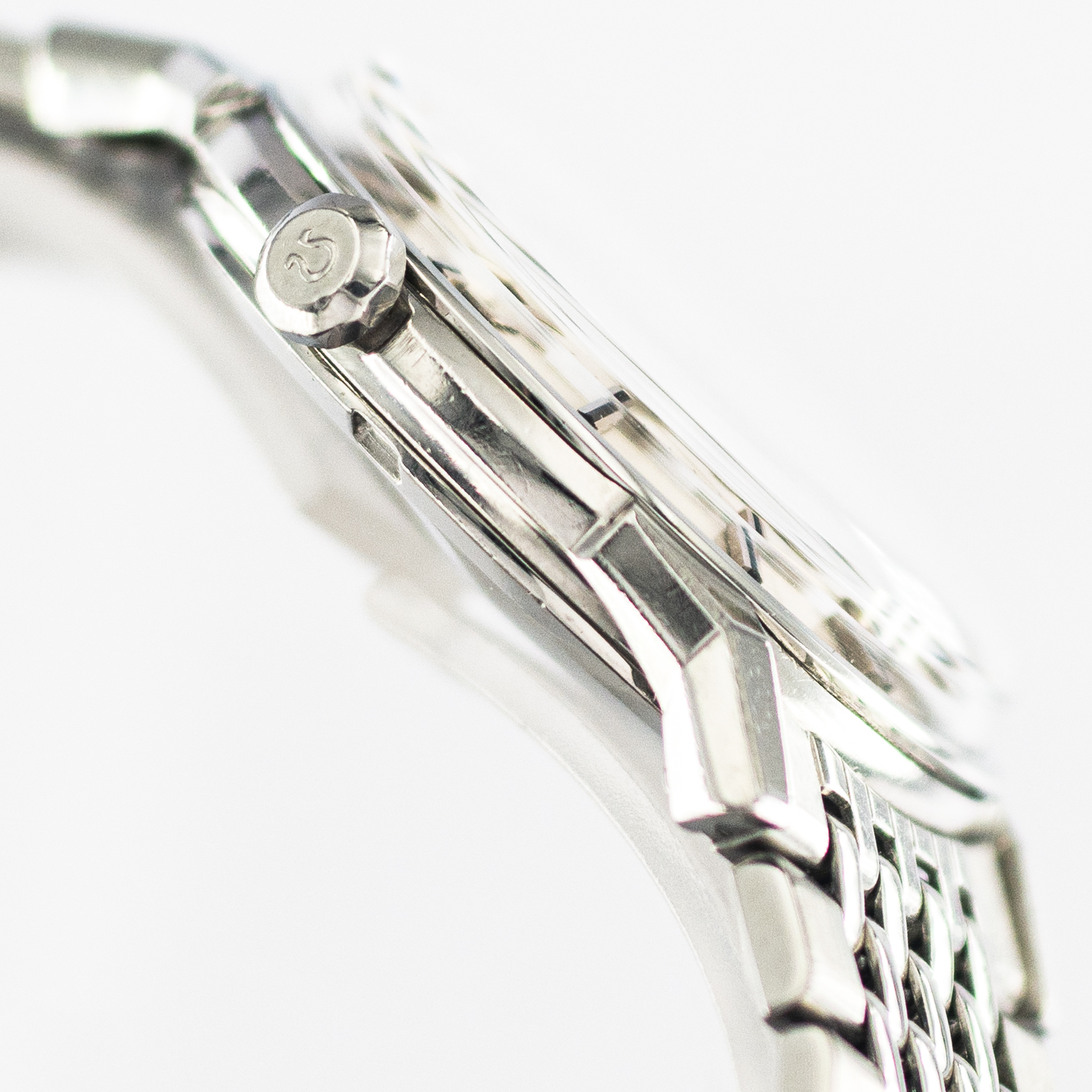 1299_marcels_watch_group_vintage_wristwatch_1966_omega_168.005_constellation_pie_pan_case_side_05