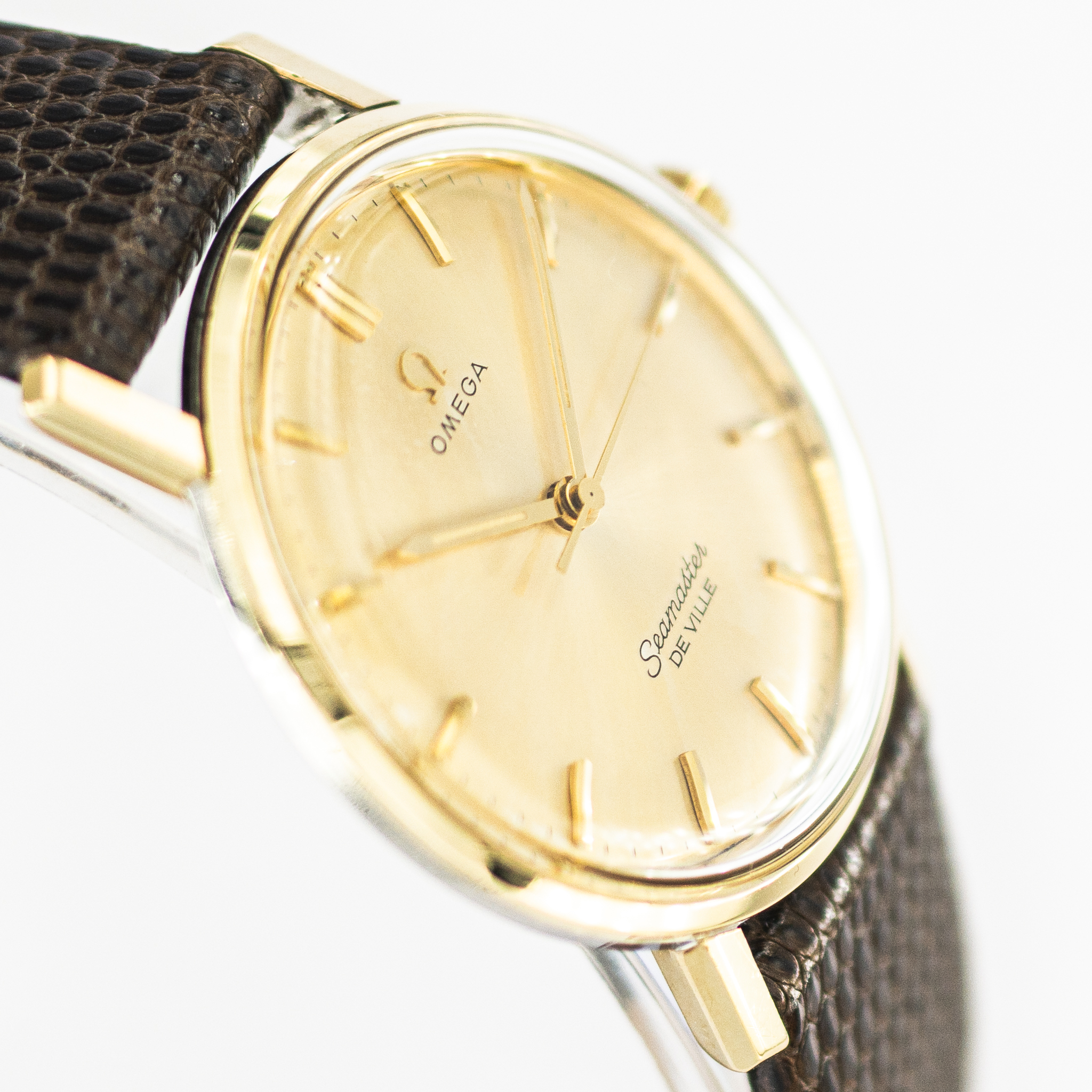 1328_marcels_watch_group_1962_vintage_wristwatch_omega_14915_seamaster_de_ville_dial_06