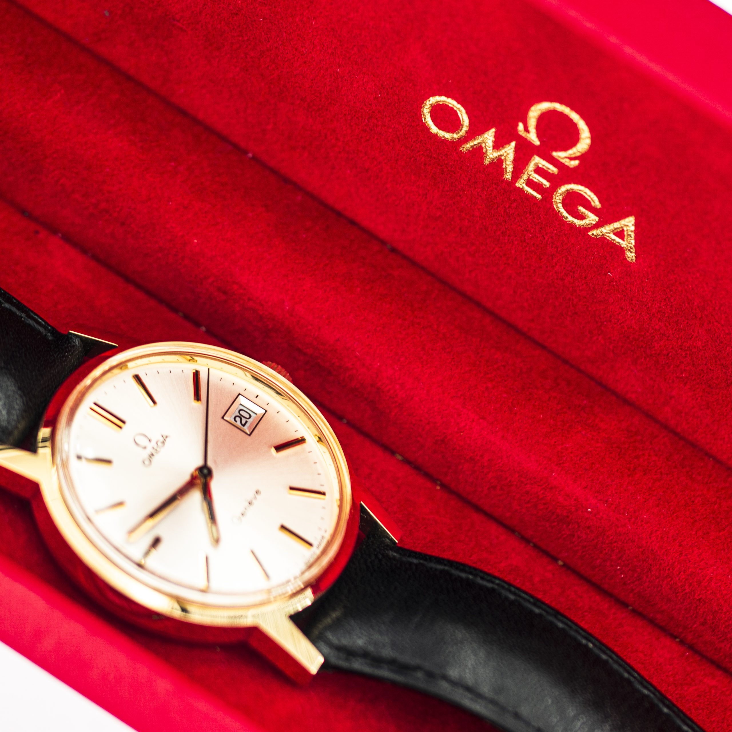 1335_marcels_watch_group_vintage_wristwatch_1972_omega_136.0098_geneve_box_06