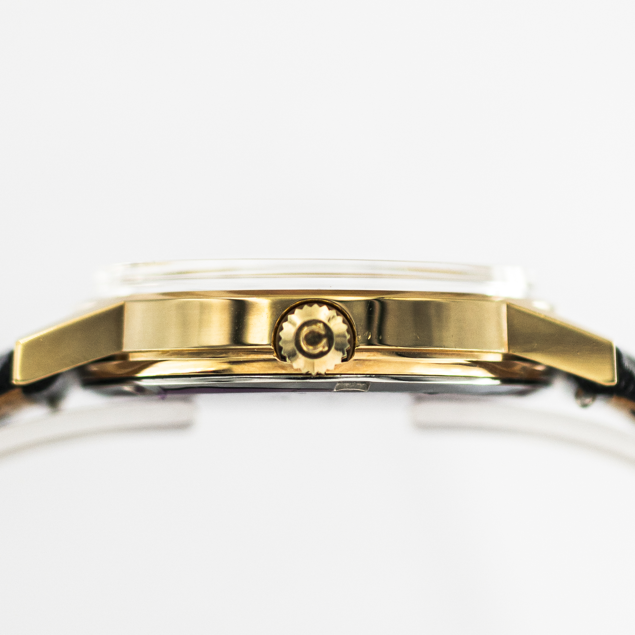 1335_marcels_watch_group_vintage_wristwatch_1972_omega_136.0098_geneve_case_side_08