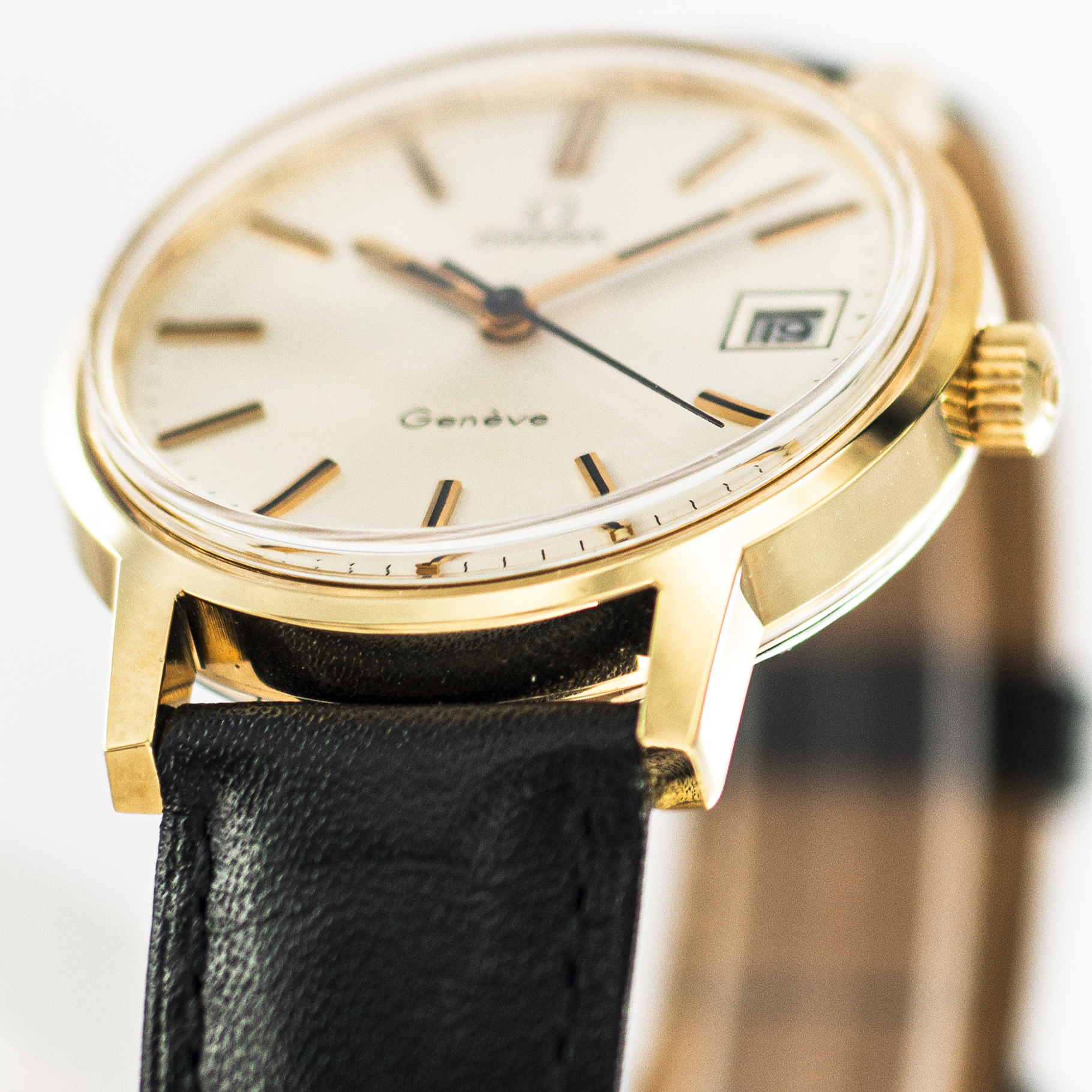 1335_marcels_watch_group_vintage_wristwatch_1972_omega_136.0098_geneve_case_side_09