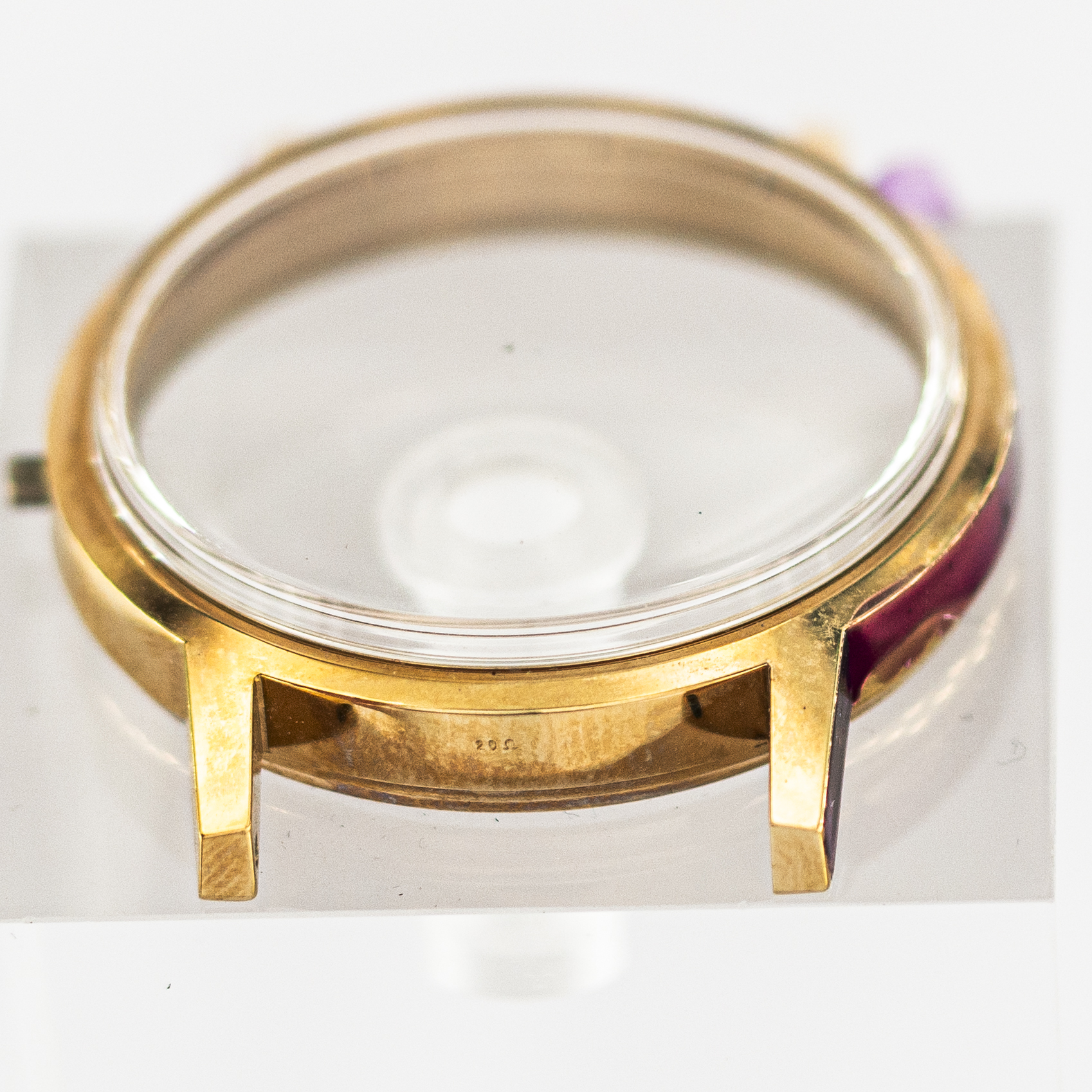 1335_marcels_watch_group_vintage_wristwatch_1972_omega_136.0098_geneve_case_side_12