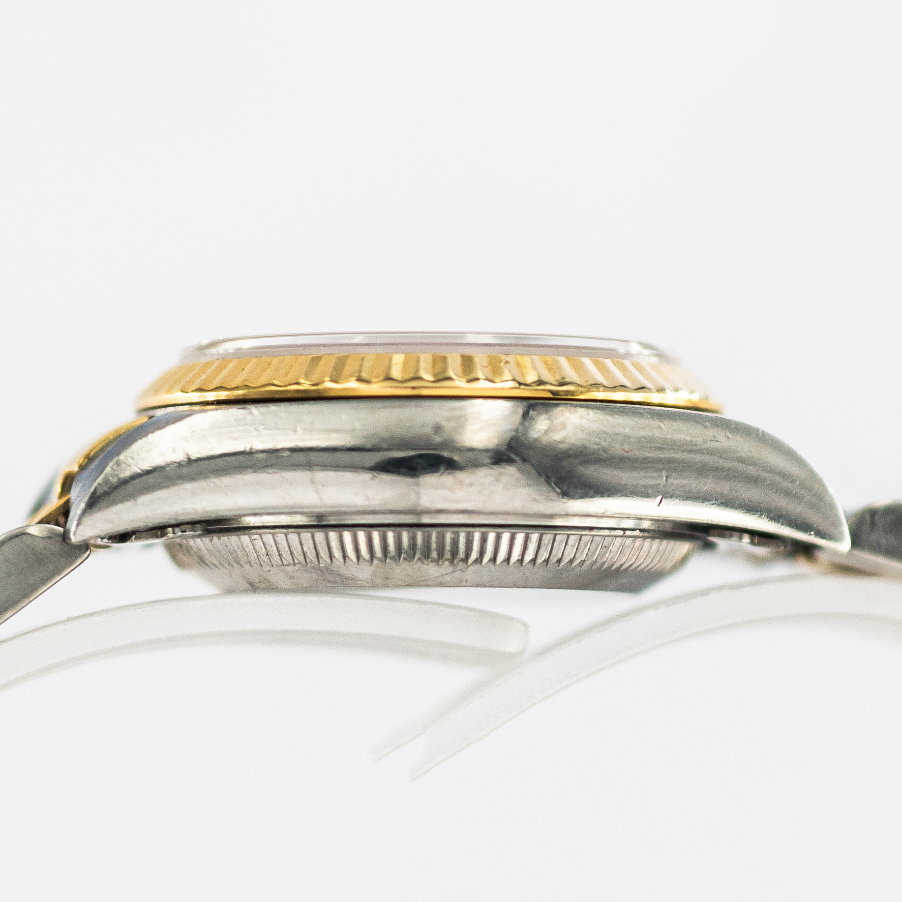 1338_marcels_watch_group_1997_vintage_lady_rolex_69173_datejust_26_case_side_03