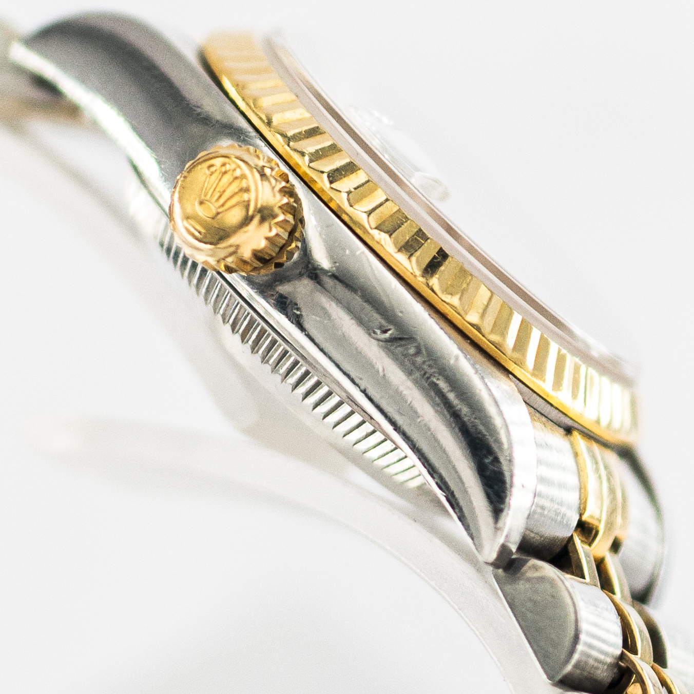 1338_marcels_watch_group_1997_vintage_lady_rolex_69173_datejust_26_case_side_05