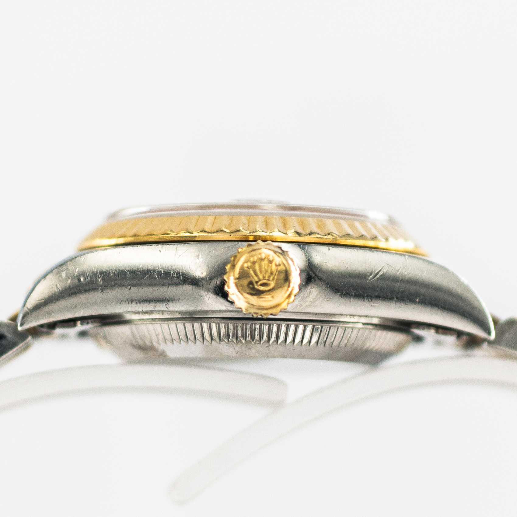 1338_marcels_watch_group_1997_vintage_lady_rolex_69173_datejust_26_case_side_06