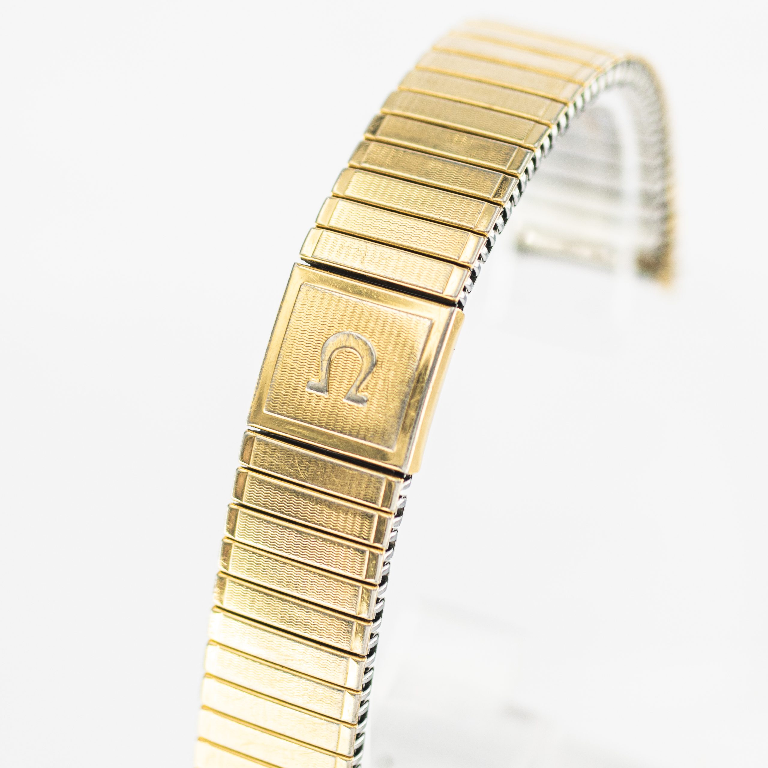 OMSTR09_marcels_watch_group_vintage_omega_flexi_bracelet_071_gold_plated_04