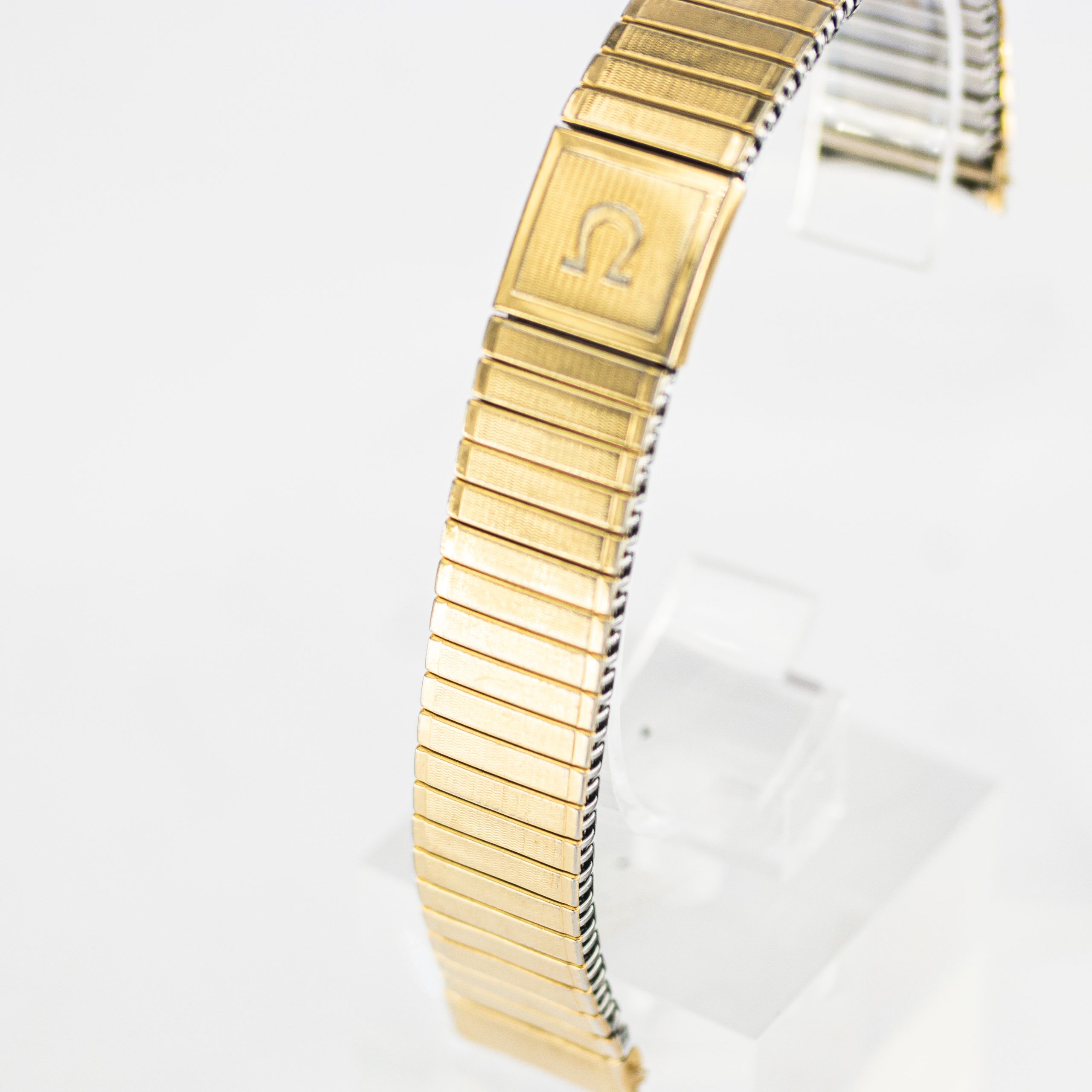 OMSTR09_marcels_watch_group_vintage_omega_flexi_bracelet_071_gold_plated_05