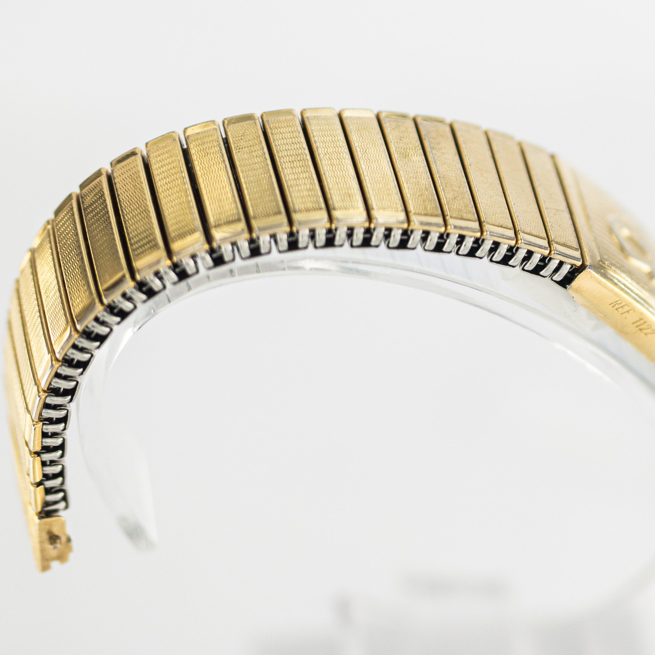 OMSTR09_marcels_watch_group_vintage_omega_flexi_bracelet_071_gold_plated_10