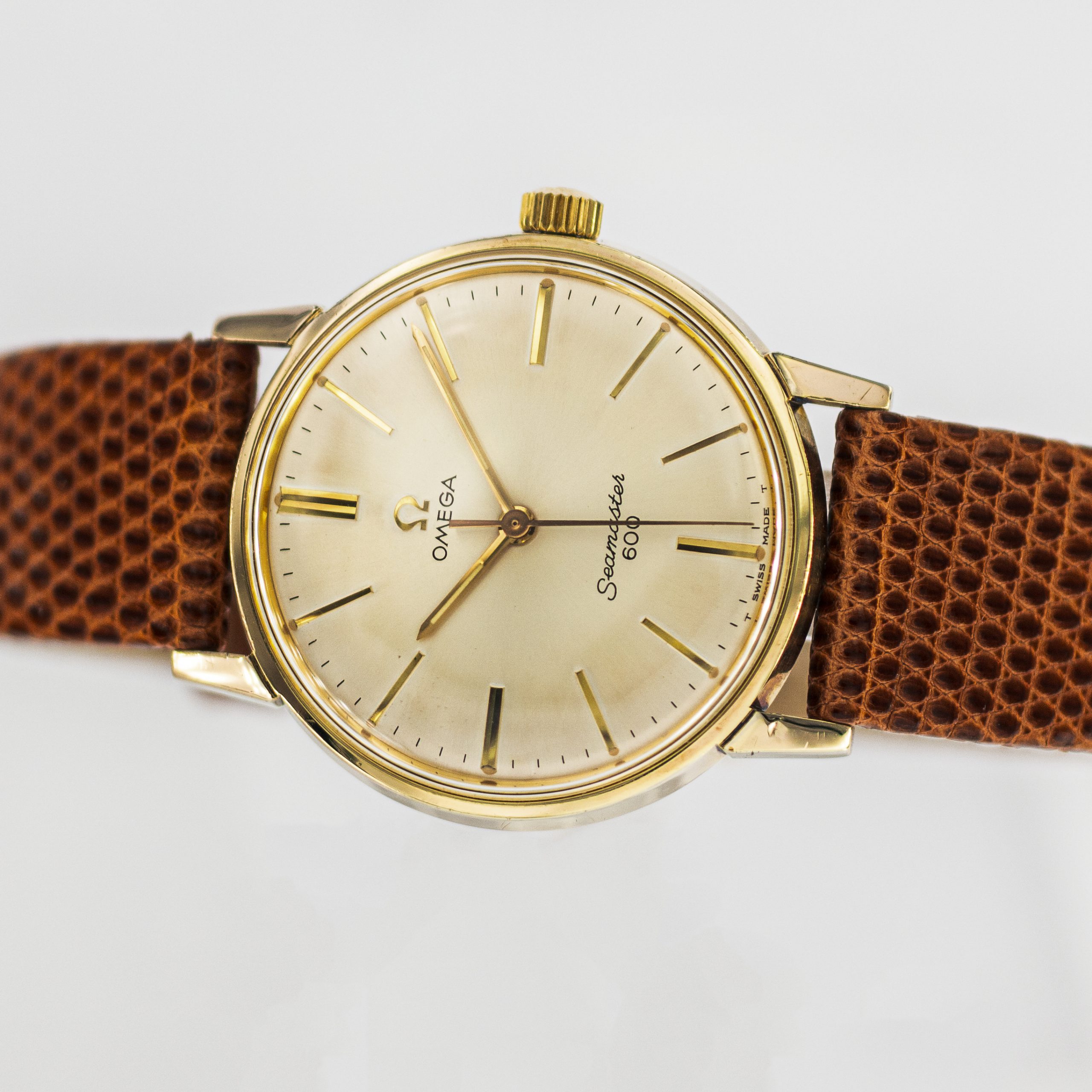 1333_marcels_watch_group_vintage_wristwatch_1966_omega_135.011_seamaster_600_dial_01