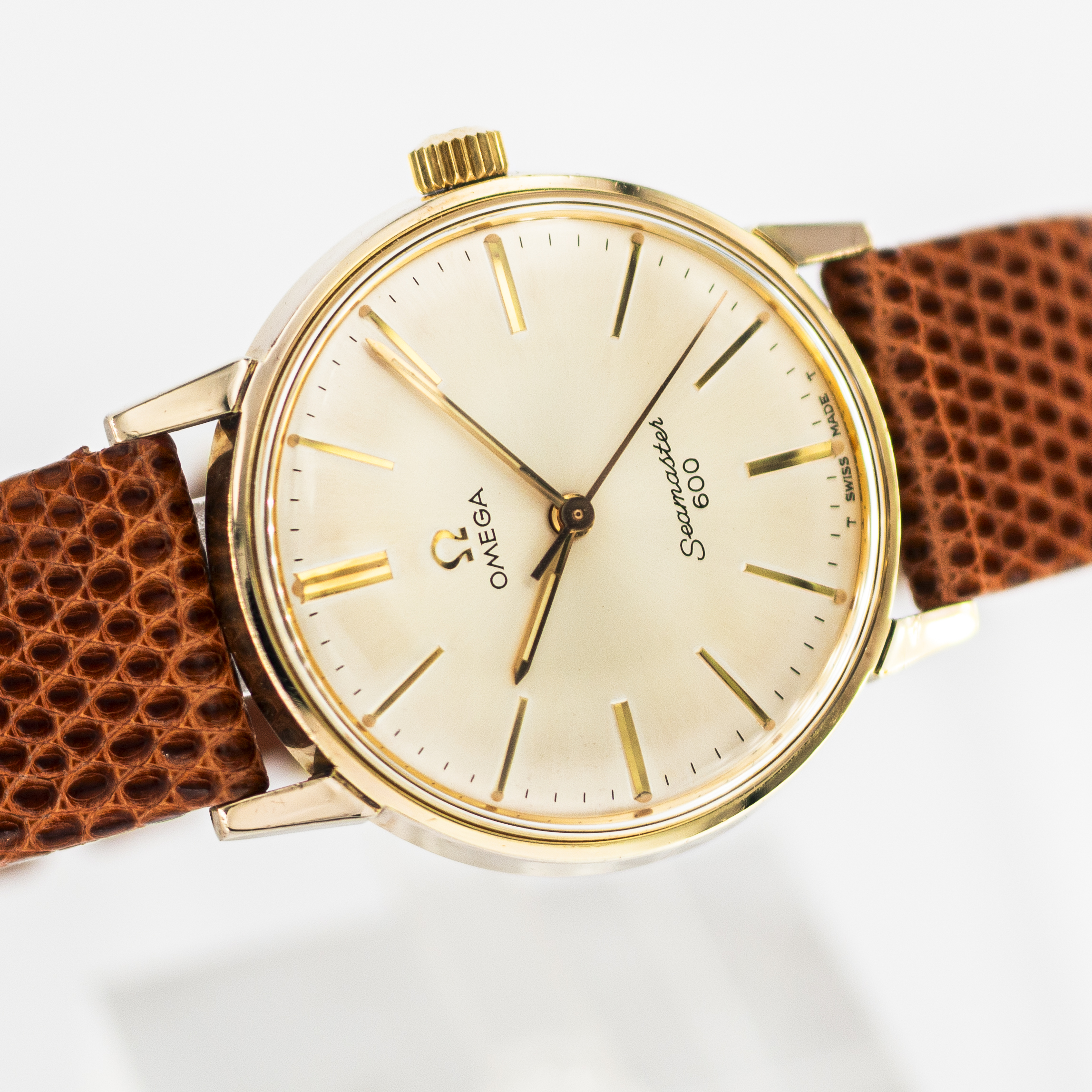 1333_marcels_watch_group_vintage_wristwatch_1966_omega_135.011_seamaster_600_dial_02
