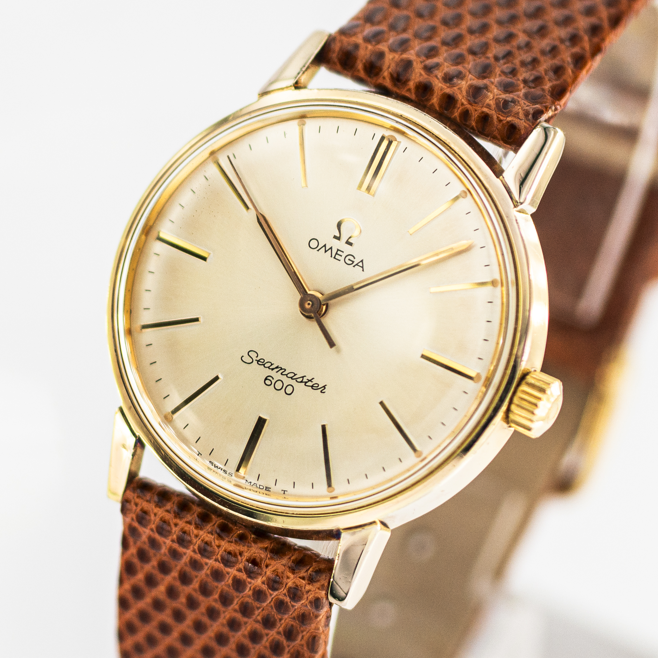 1333_marcels_watch_group_vintage_wristwatch_1966_omega_135.011_seamaster_600_dial_09