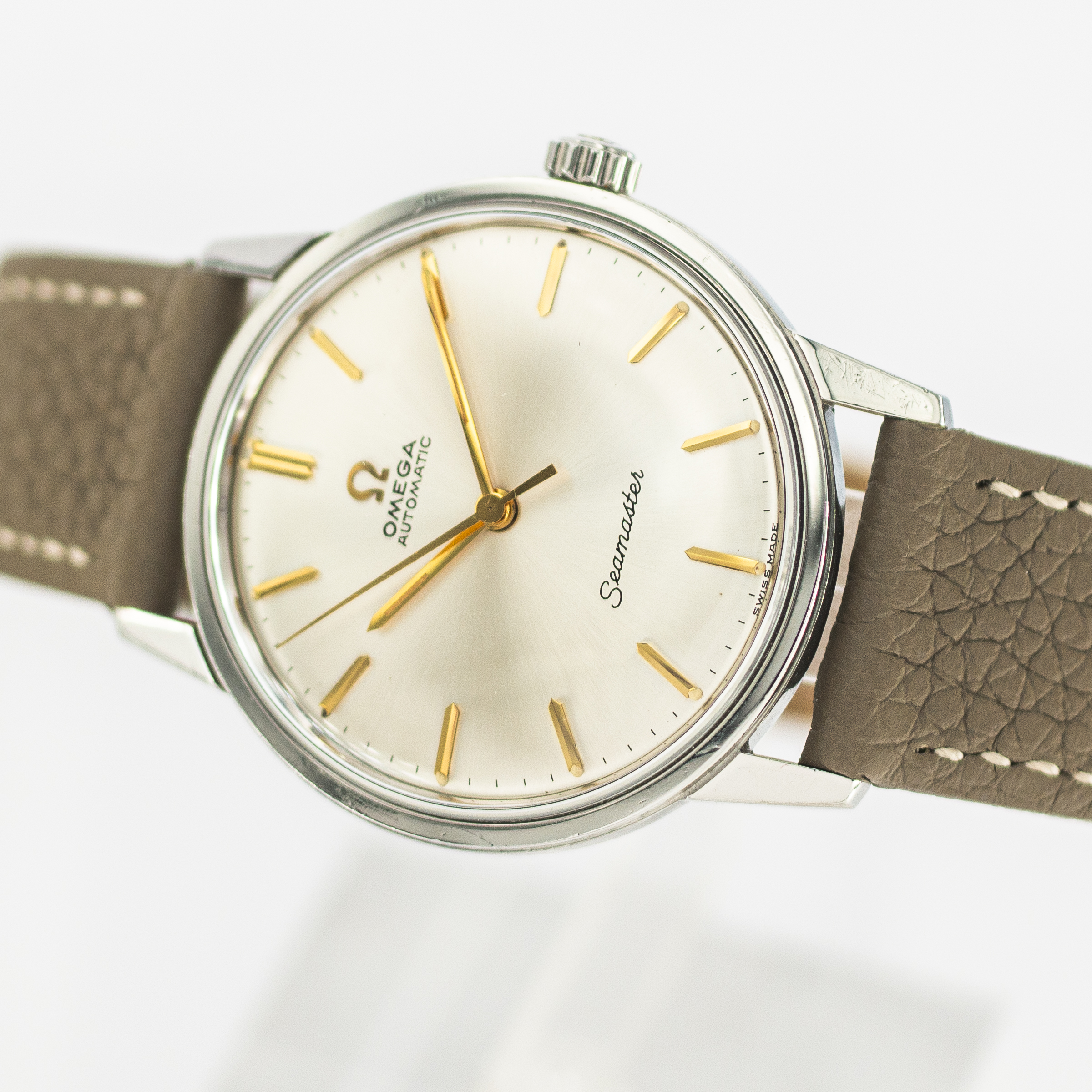 1348_marcels_watch_group_vintage_wristwatch_1963_omega_165.001_seamaster_dial_01