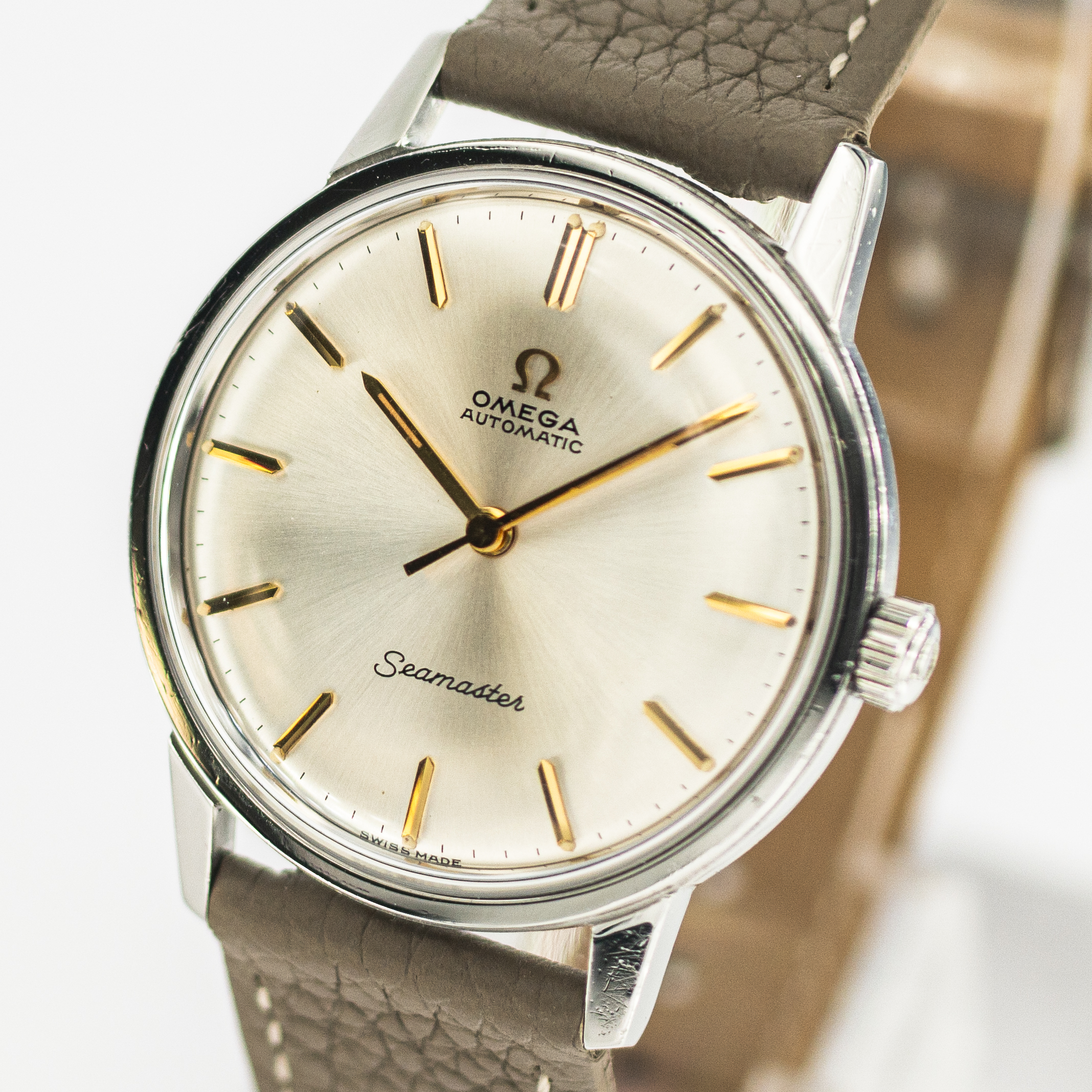 1348_marcels_watch_group_vintage_wristwatch_1963_omega_165.001_seamaster_dial_09