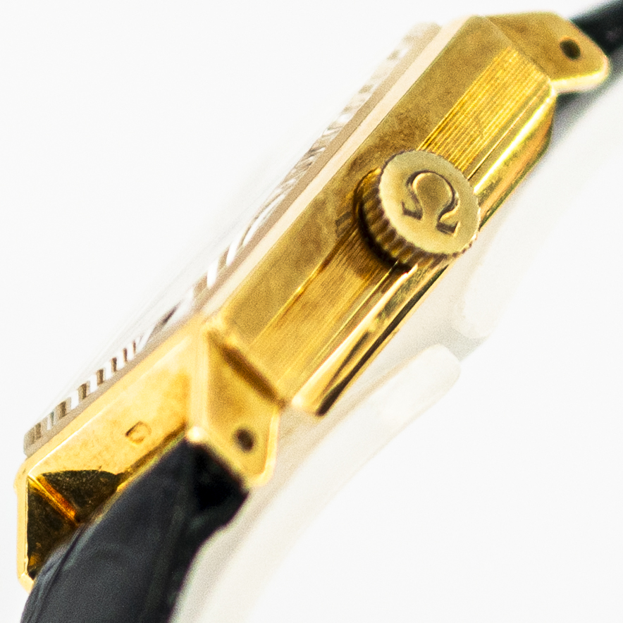 1373_marcels_watch_group_vintage_wristwatch_1966_omega_lady_511178_tank_case_side_08