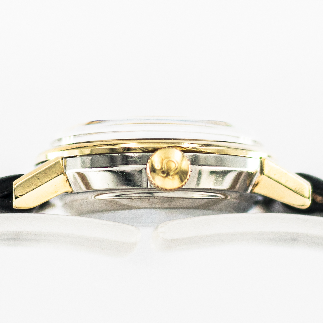 1322_marcels_watch_group_ladies_vintage_watch_omega_515.005_seamaster_de_ville_case_side_07