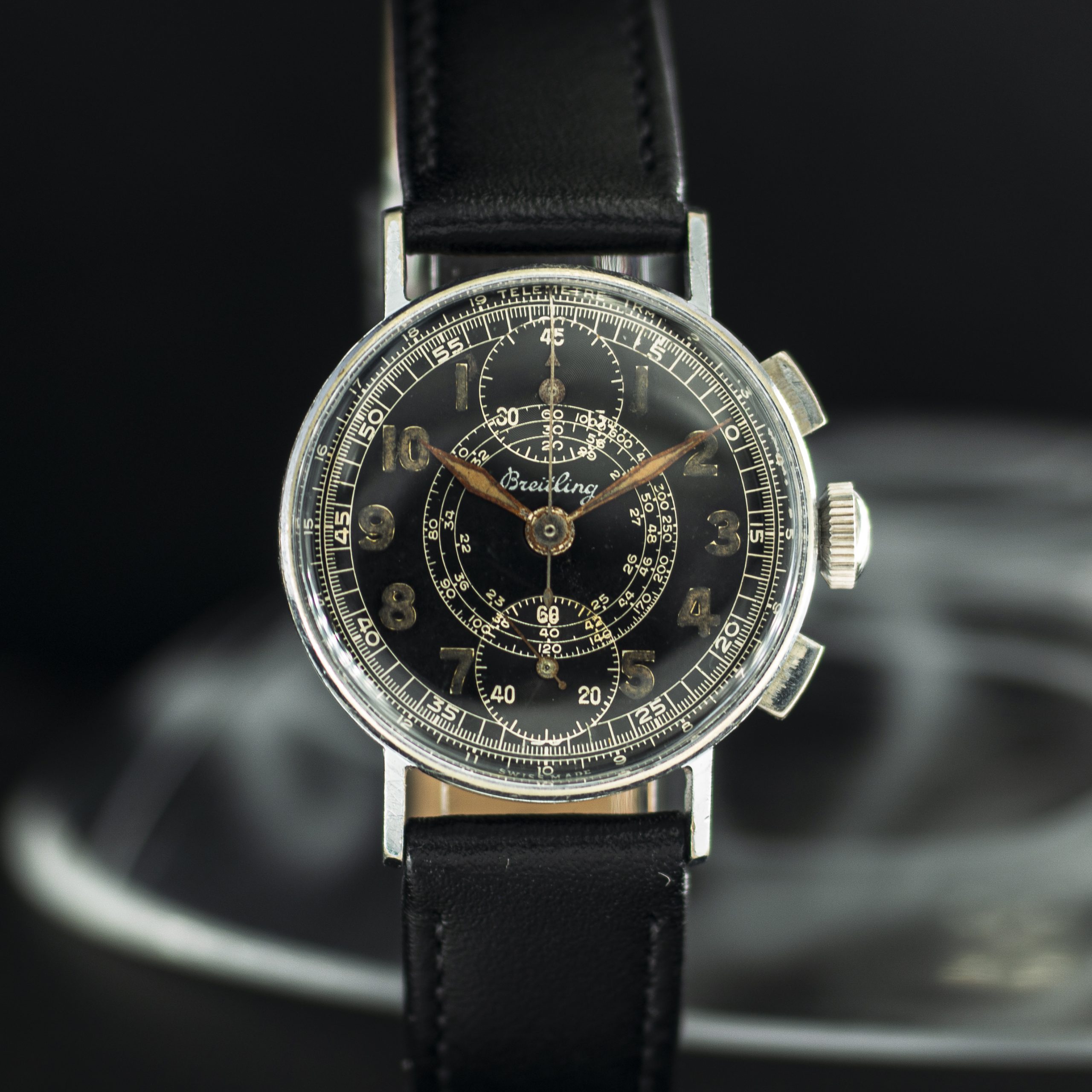 1382_marcels_watch_group_vintage_wristwatch_1930s_breitling_chronograph_dial_01