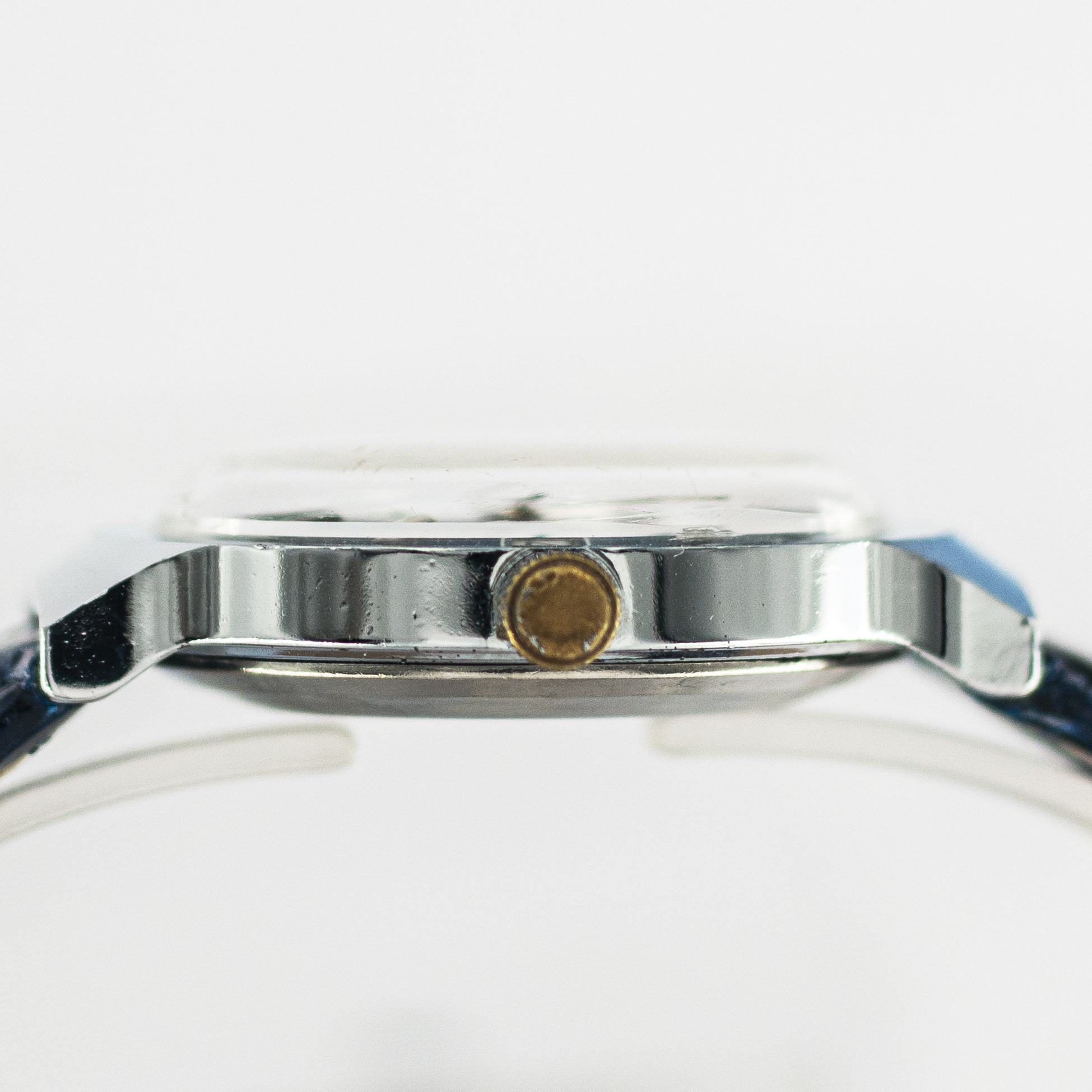 1388_marcels_watch_group_vintage_timex_automatic_case_side_01