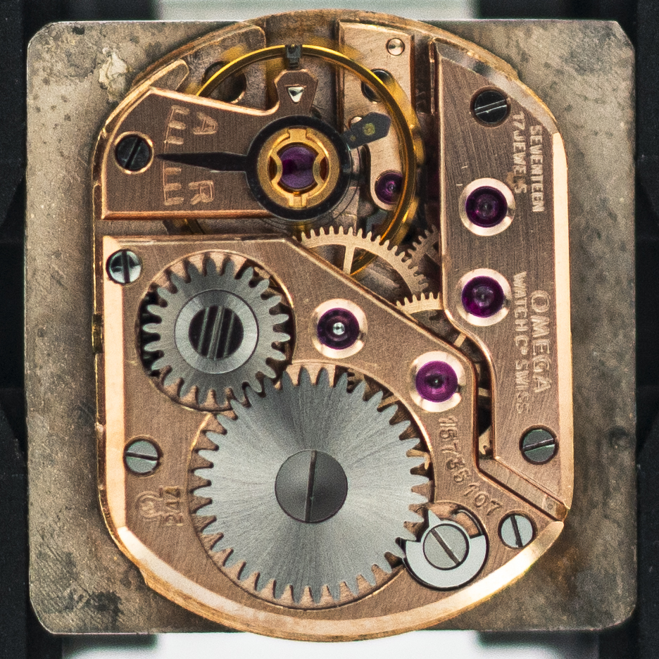1359_marcels_watch_group_vintage_wristwatch_ladies_omega_3994_cal244_movement_01