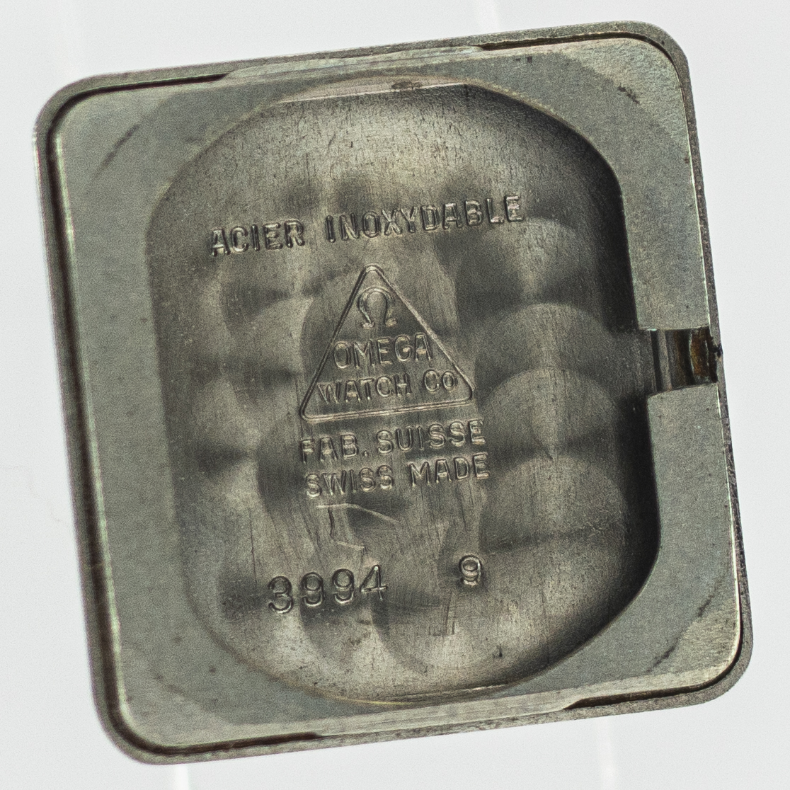 1359_marcels_watch_group_vintage_wristwatch_ladies_omega_3994_case_back_03