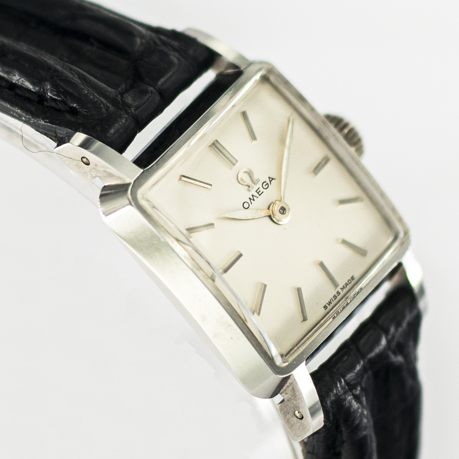 1359_marcels_watch_group_vintage_wristwatch_ladies_omega_3994_dial_08