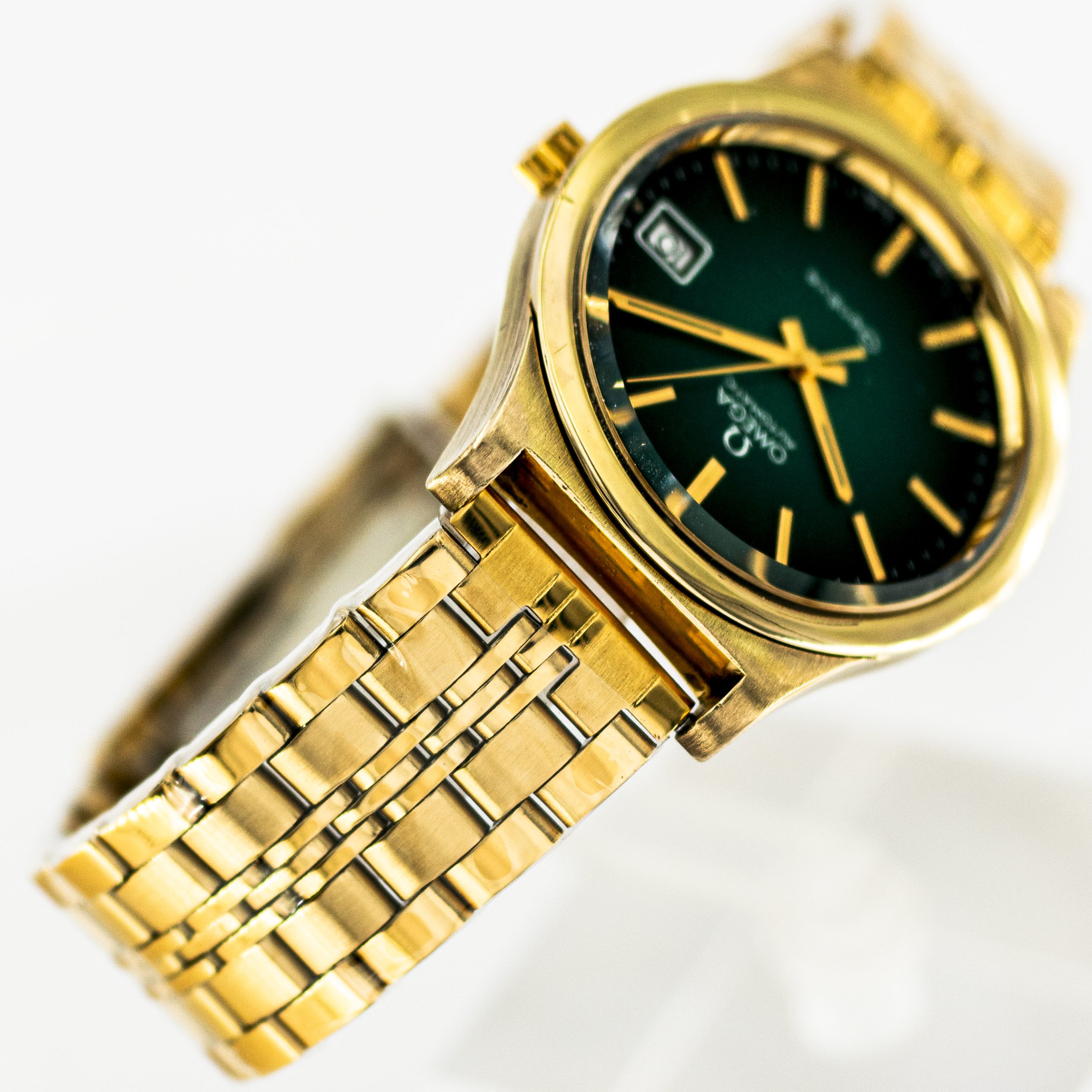 1390_marcels_watch_group_vintage_wristwatch_1973_omega_166.0168_geneve_bracelet_04
