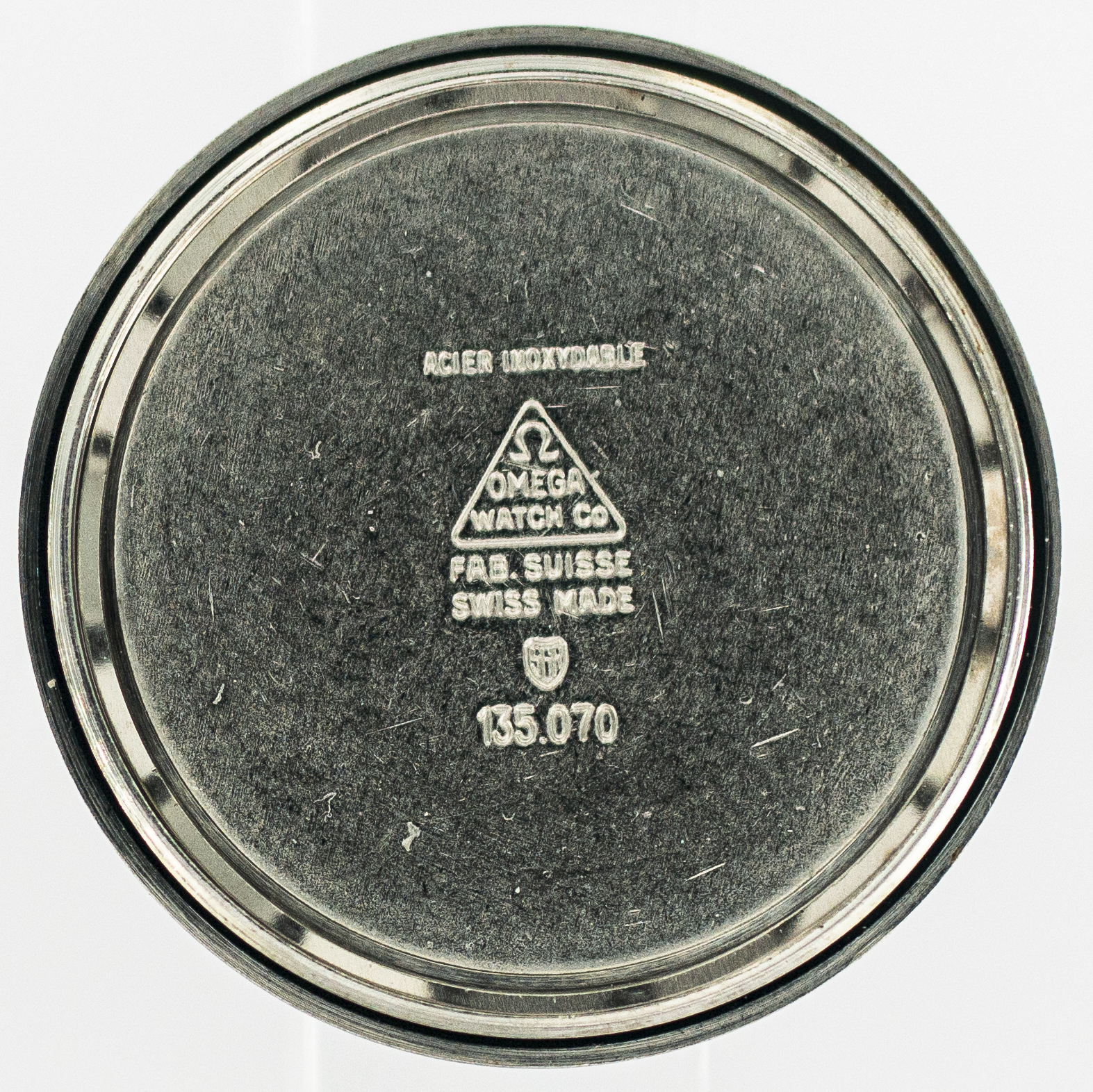 1391_marcels_watch_group_vintage_wristwatch_1970_omega_135.070_geneve_caseback_01