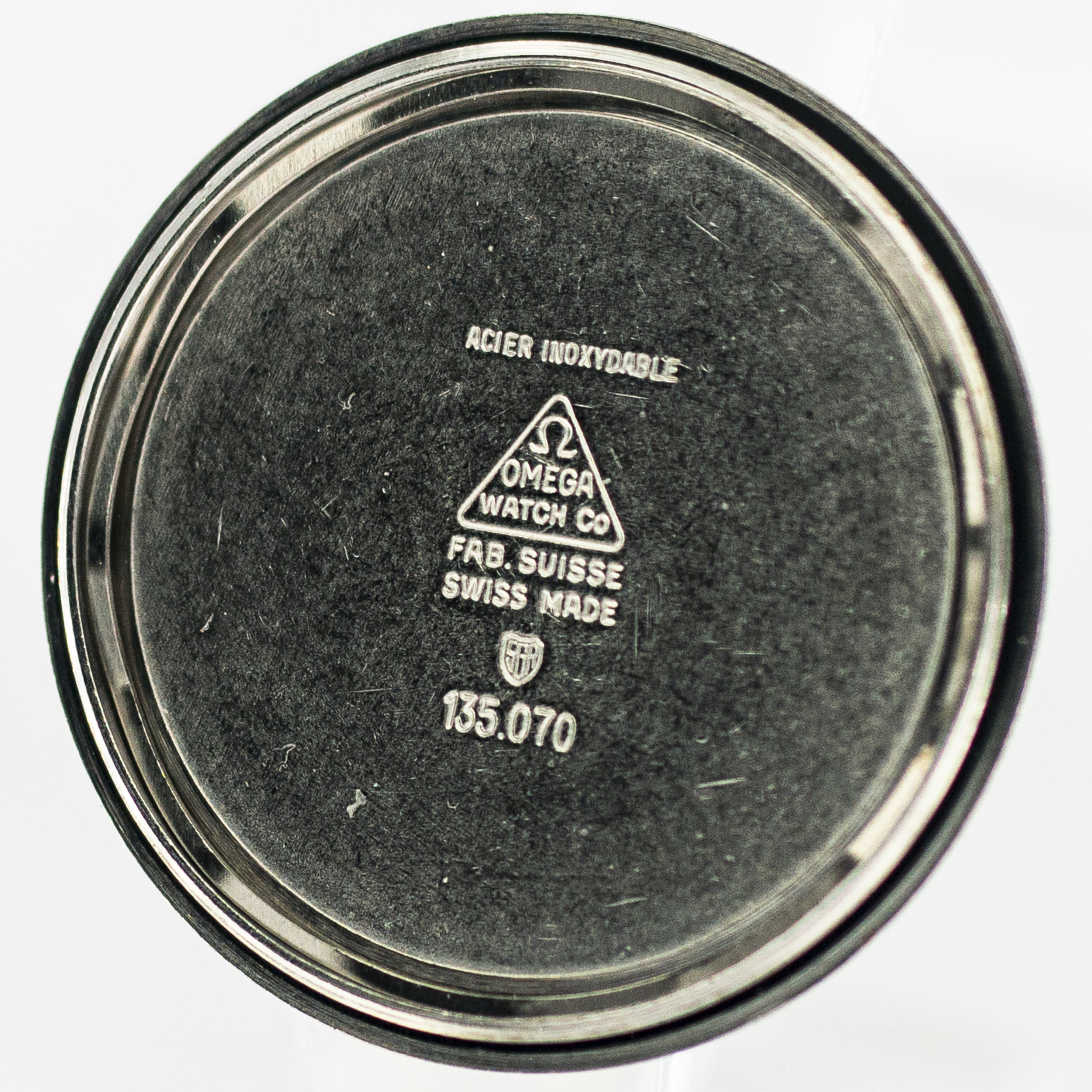 1391_marcels_watch_group_vintage_wristwatch_1970_omega_135.070_geneve_caseback_02