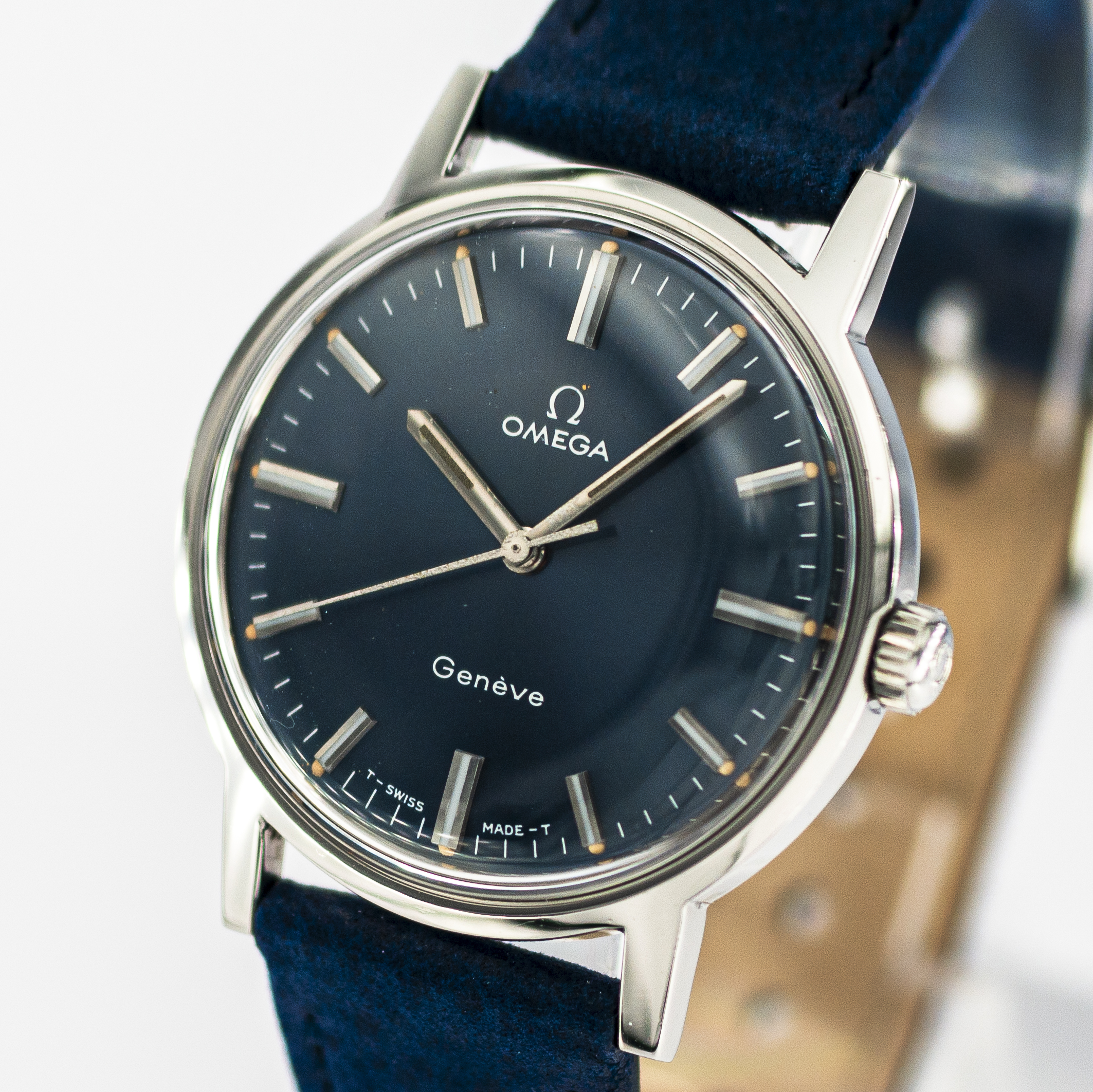 1391_marcels_watch_group_vintage_wristwatch_1970_omega_135.070_geneve_dial_03