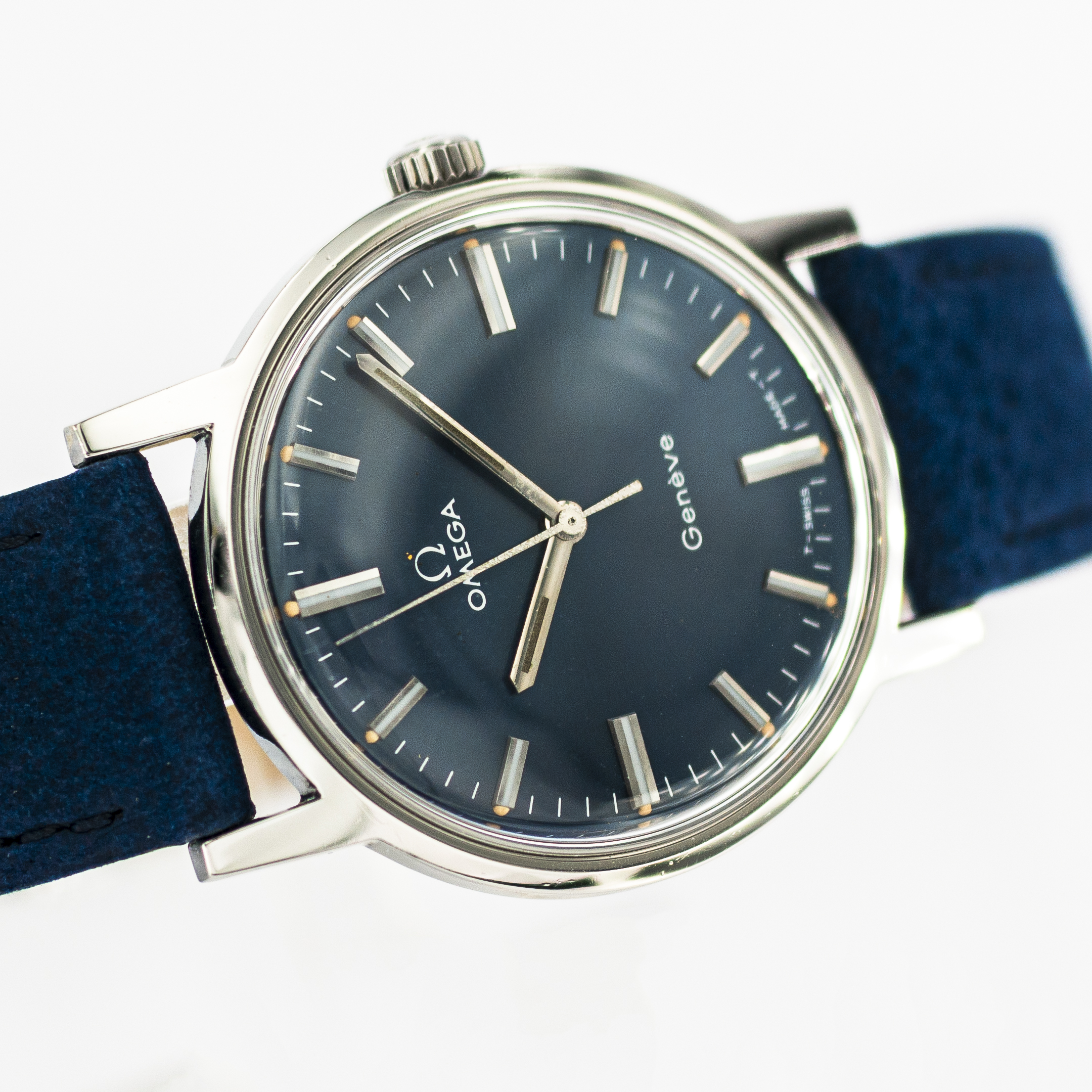 1391_marcels_watch_group_vintage_wristwatch_1970_omega_135.070_geneve_dial_11