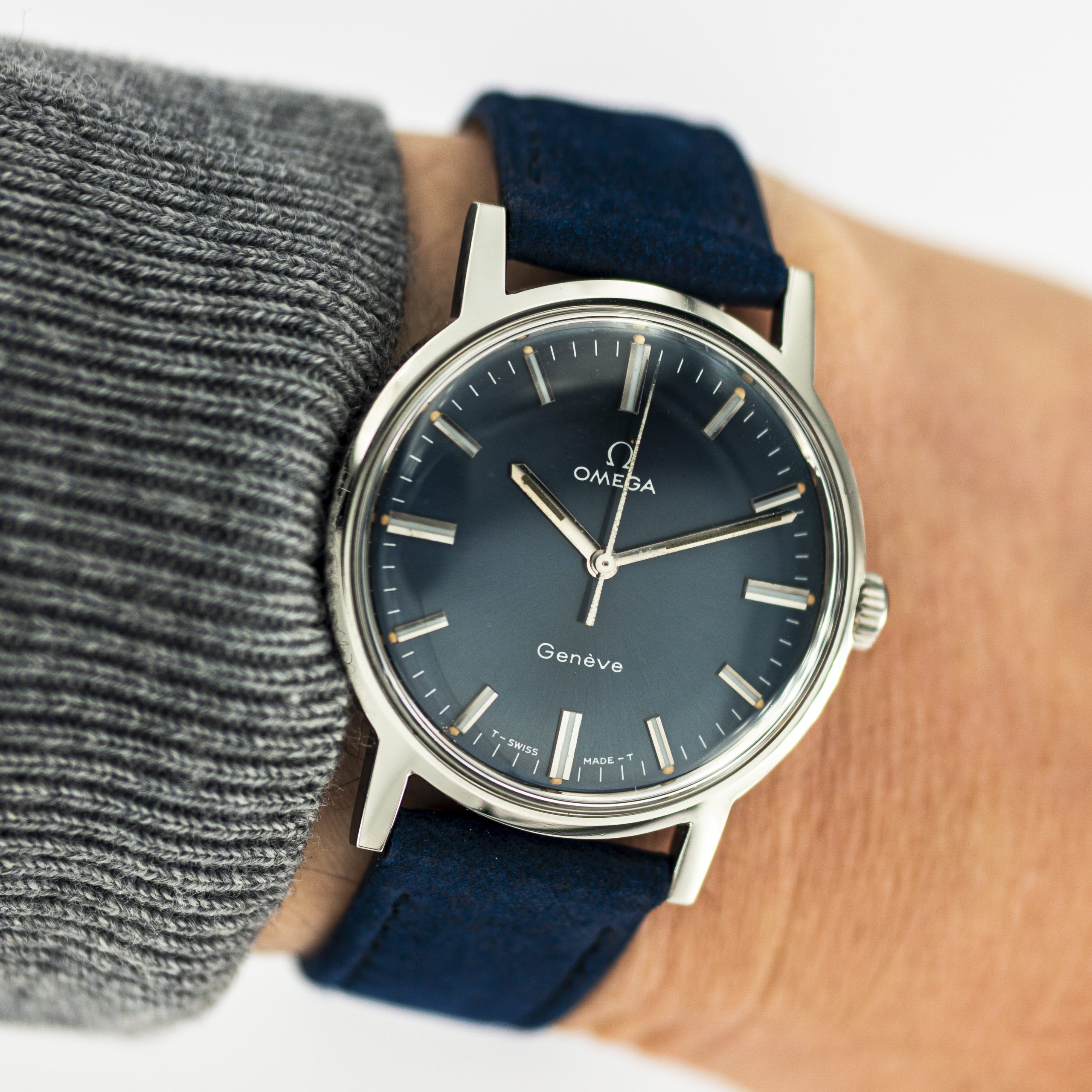 1391_marcels_watch_group_vintage_wristwatch_1970_omega_135.070_geneve_wristshot_01