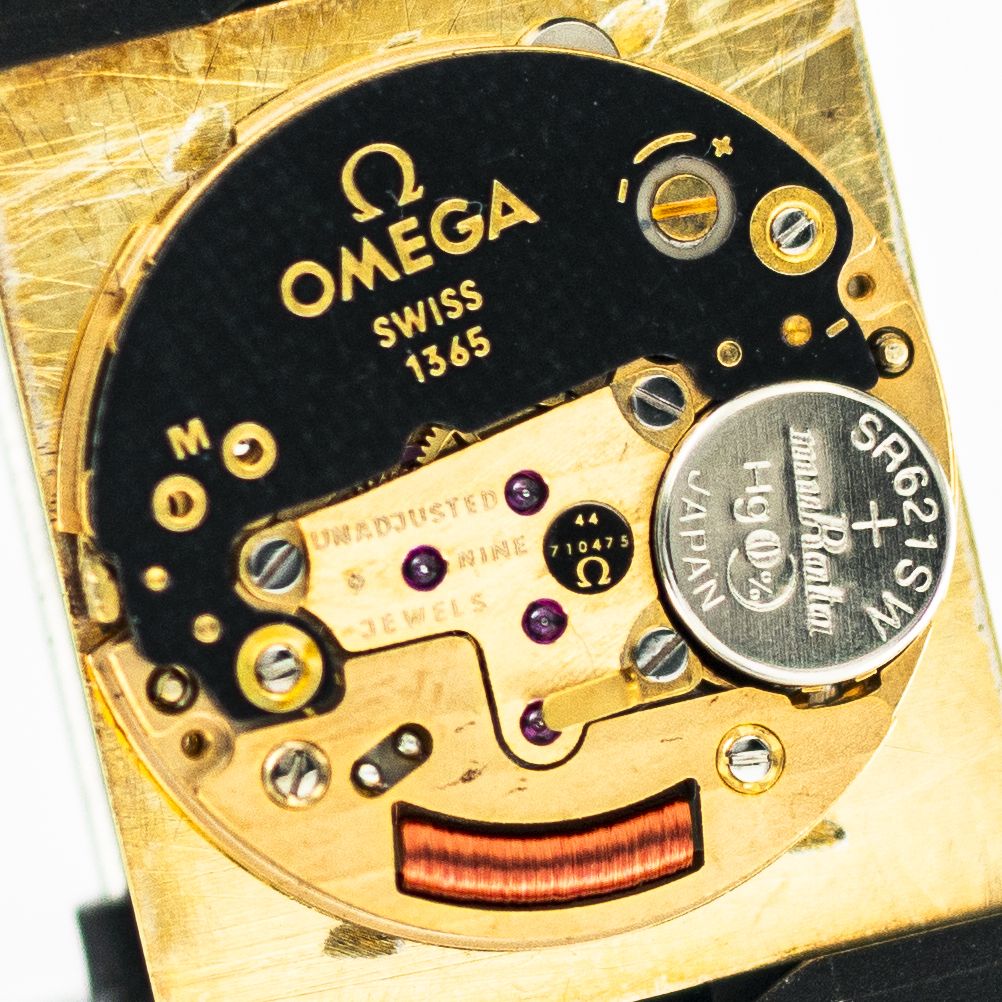 1402_marcels_watch_group_vintage_wristwatch_1981_omega_191.0107_de_ville_tank_cal1365_movement_01