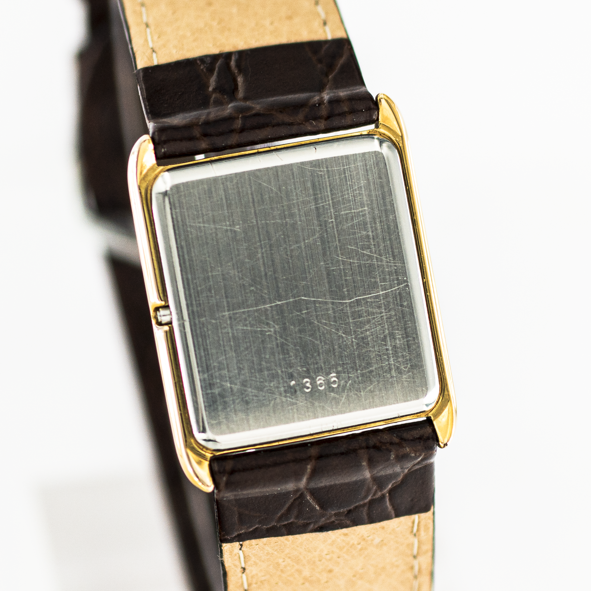 1402_marcels_watch_group_vintage_wristwatch_1981_omega_191.0107_de_ville_tank_case_back_02