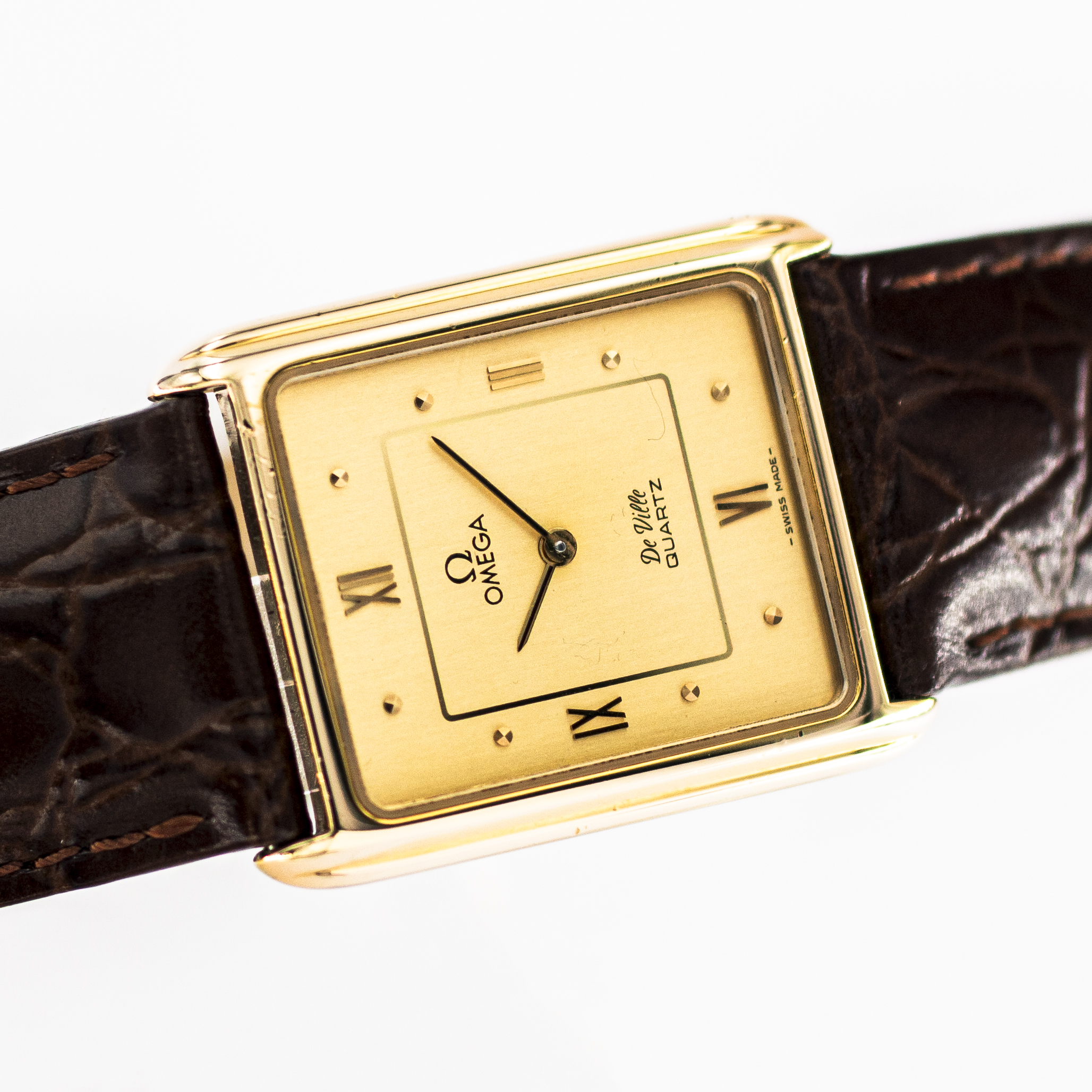 1402_marcels_watch_group_vintage_wristwatch_1981_omega_191.0107_de_ville_tank_dial_06